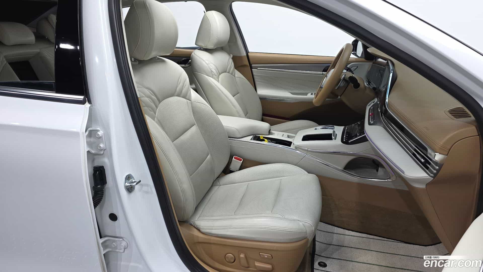 Grandeur Hyundai 2020.7-OPTION-016