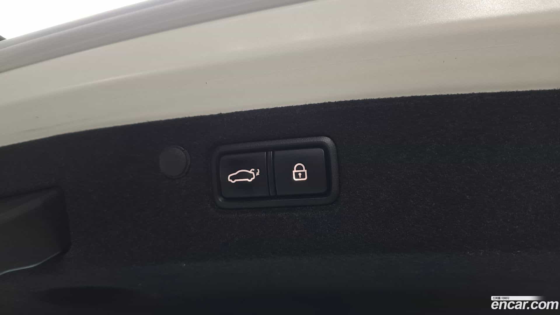 Grandeur Hyundai 2020.7-OPTION-024