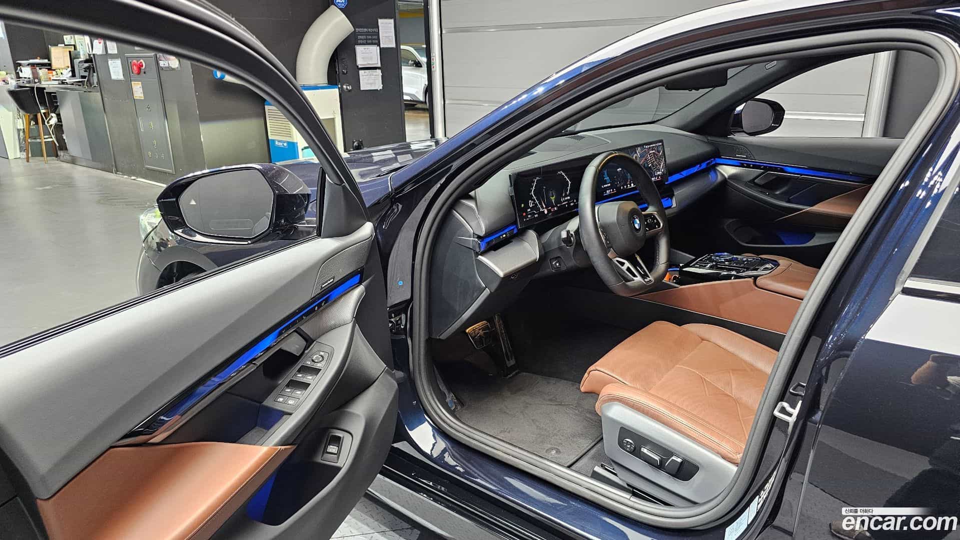 5-Series BMW 2023.10-INNER-010