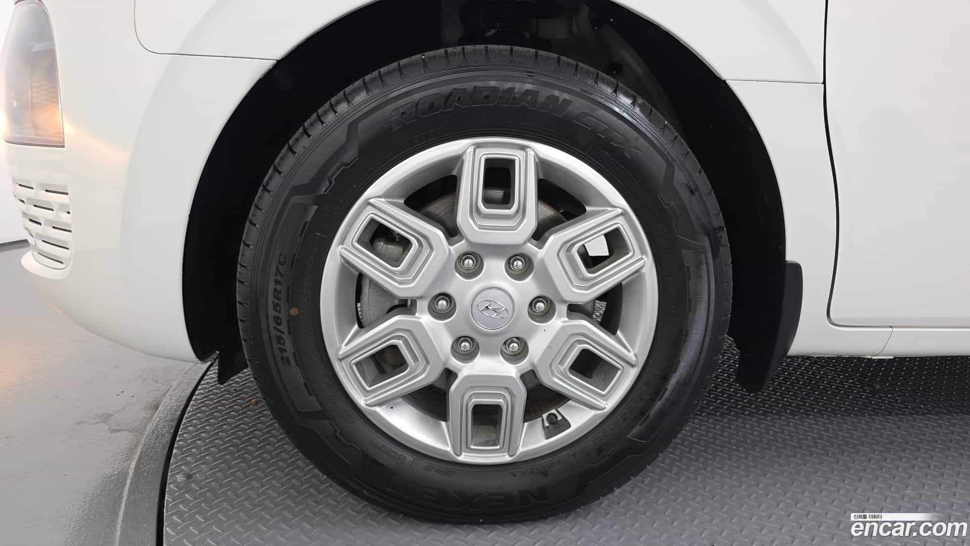 Staria Hyundai 2023.10-OUTER-005