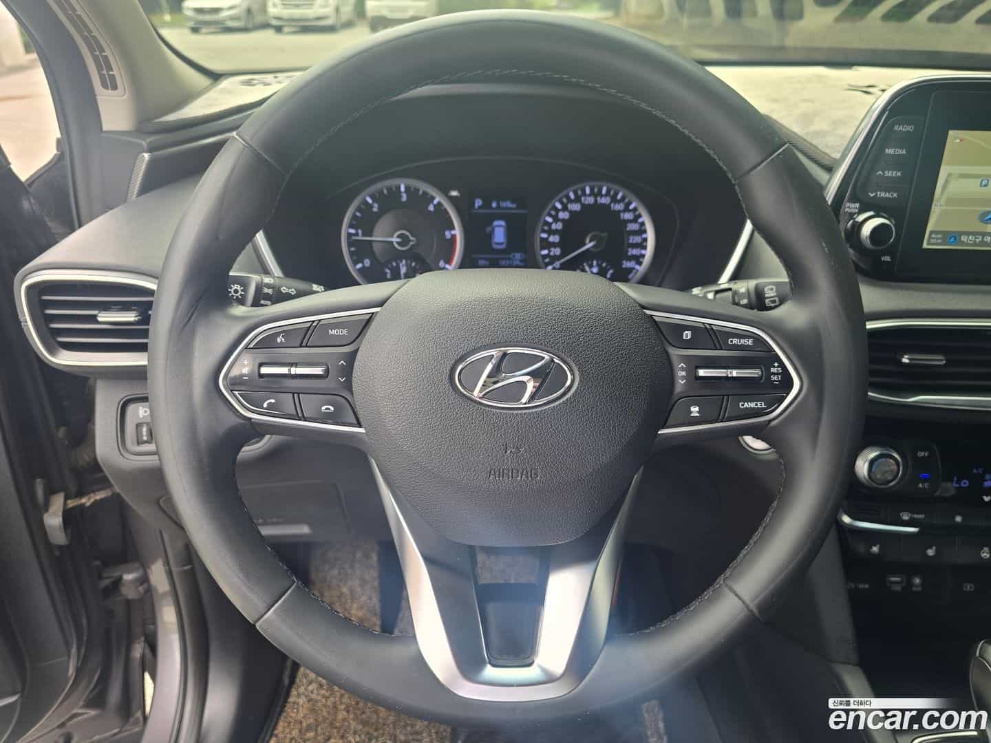 Santafe Hyundai 2018.11-OPTION-015