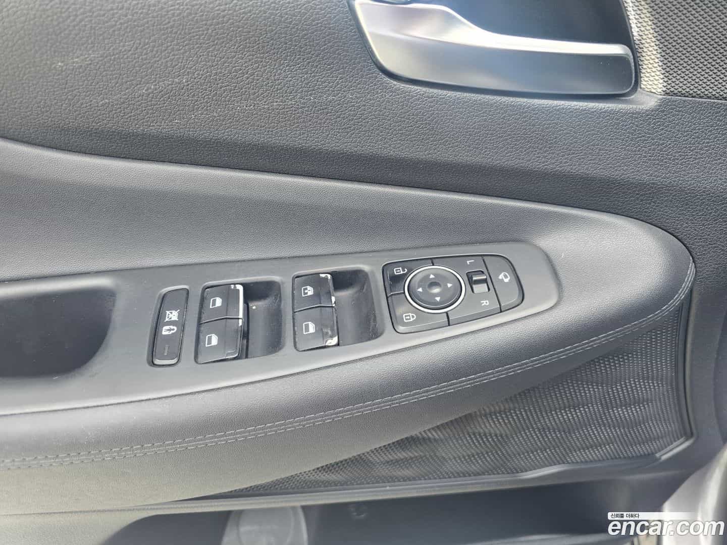 Santafe Hyundai 2018.11-OPTION-017