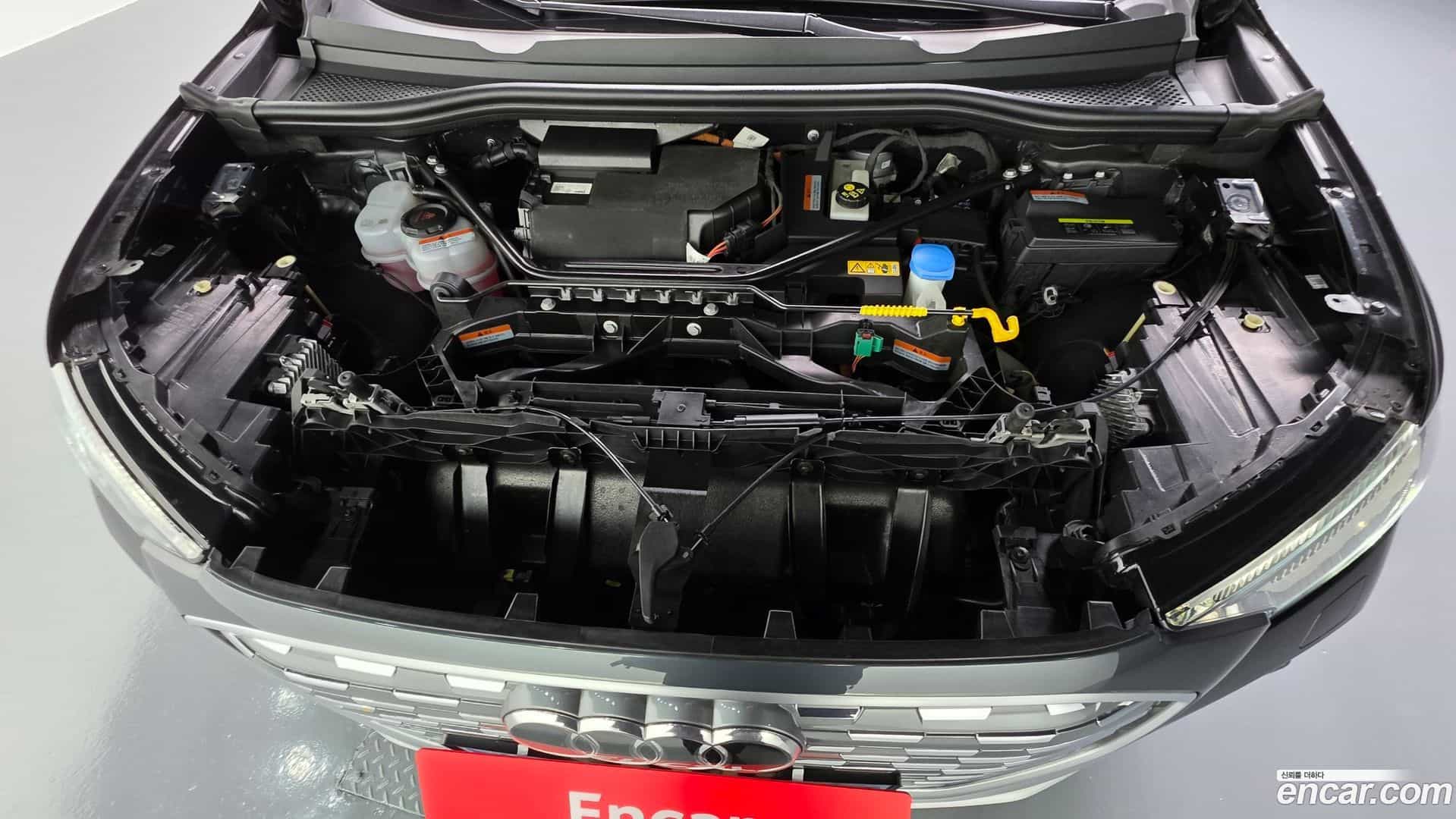 Q4 e-tron Audi 2023.11-OUTER-006