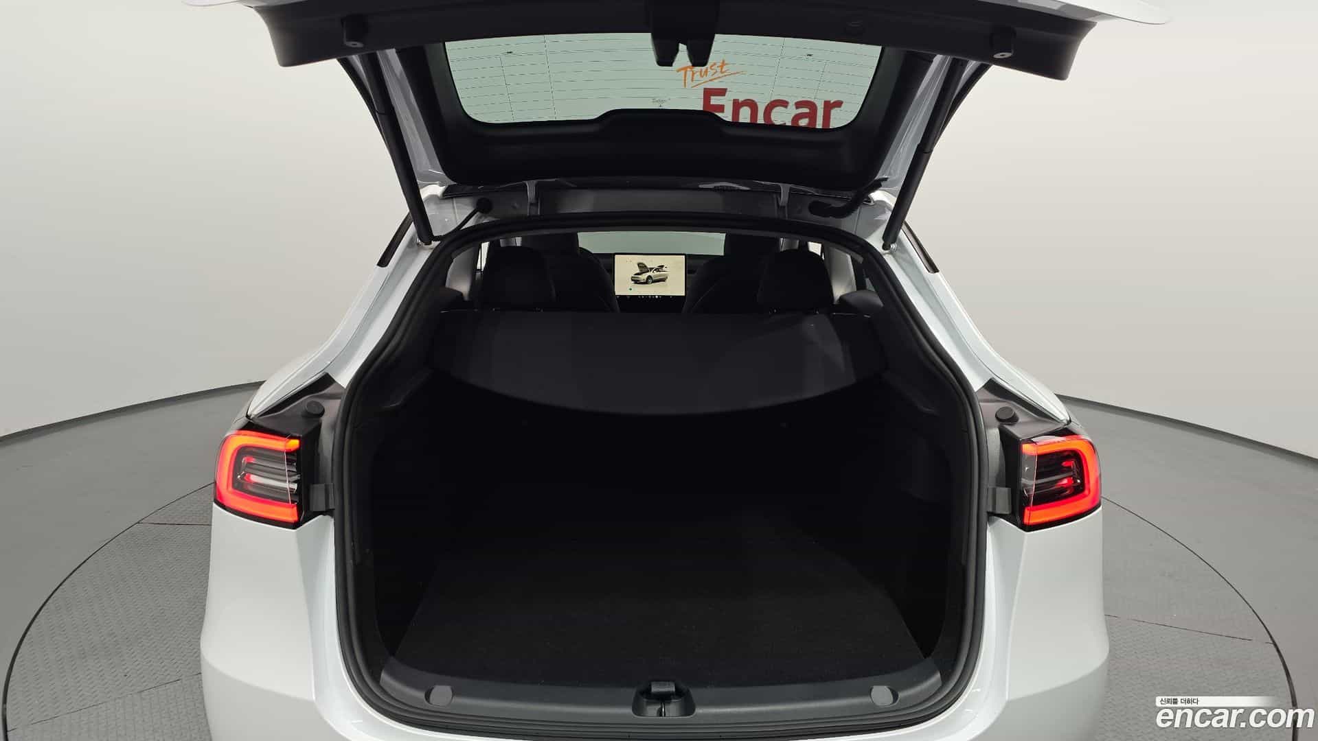 Model Y Tesla 2024.7-OPTION-043