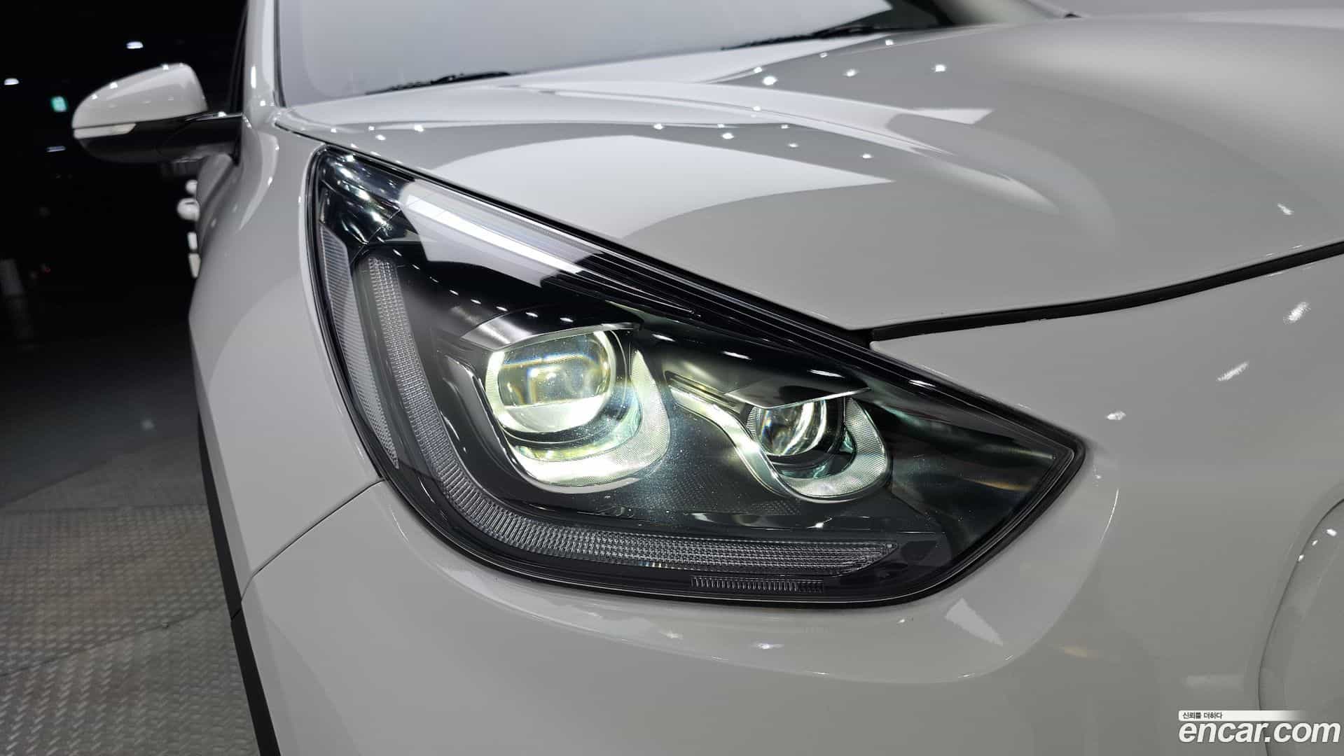 Niro Kia 2022.9-OUTER-032