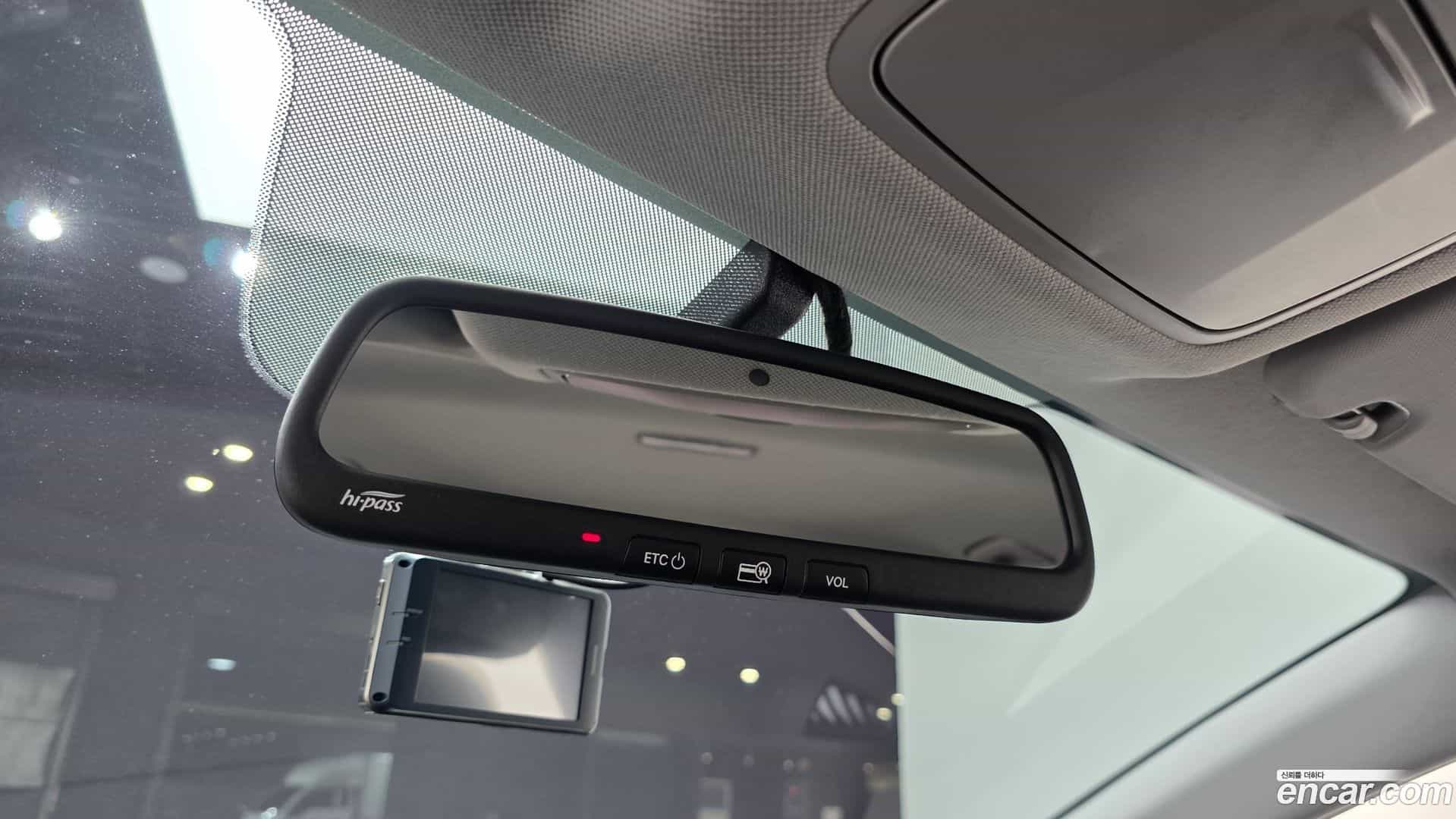 AVANTE Hyundai 2018.7-OPTION-017