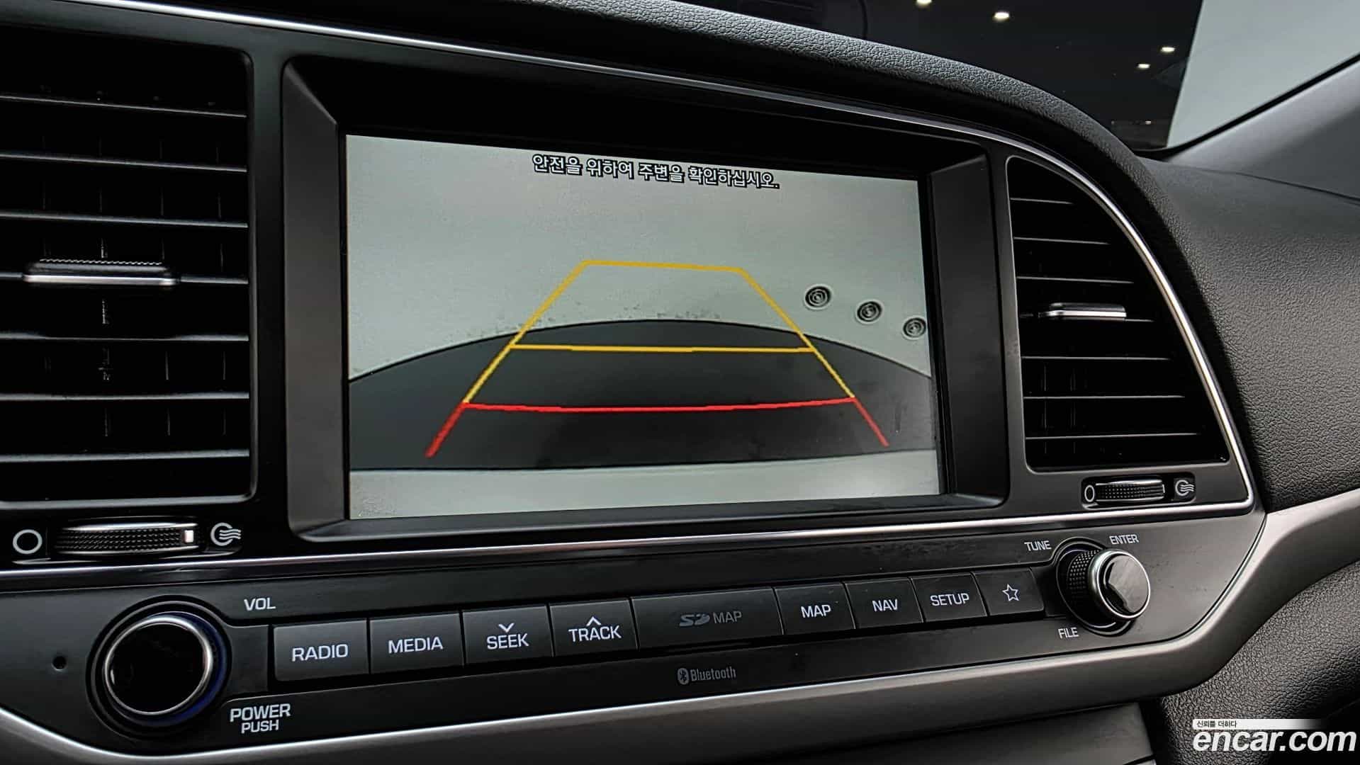AVANTE Hyundai 2018.7-OPTION-020