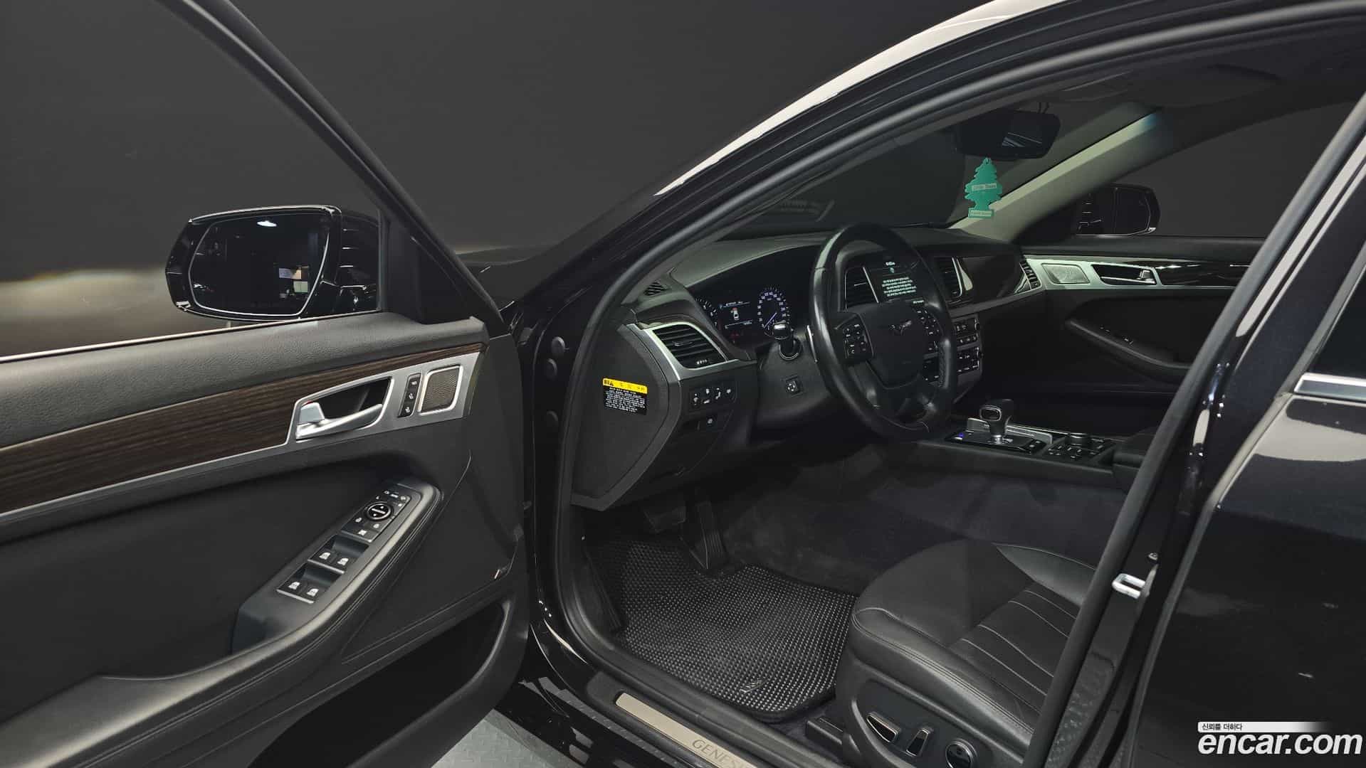 G80 Genesis 2018.3-INNER-010