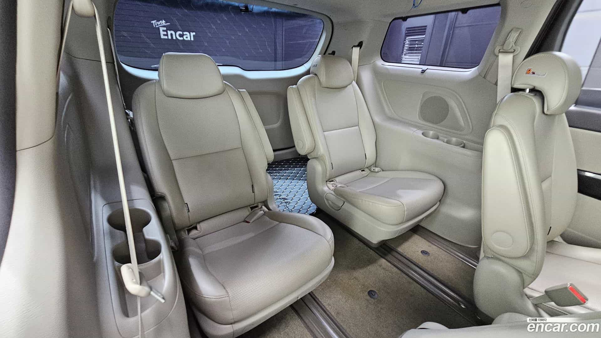 Canival Kia 2016.3-OPTION-041