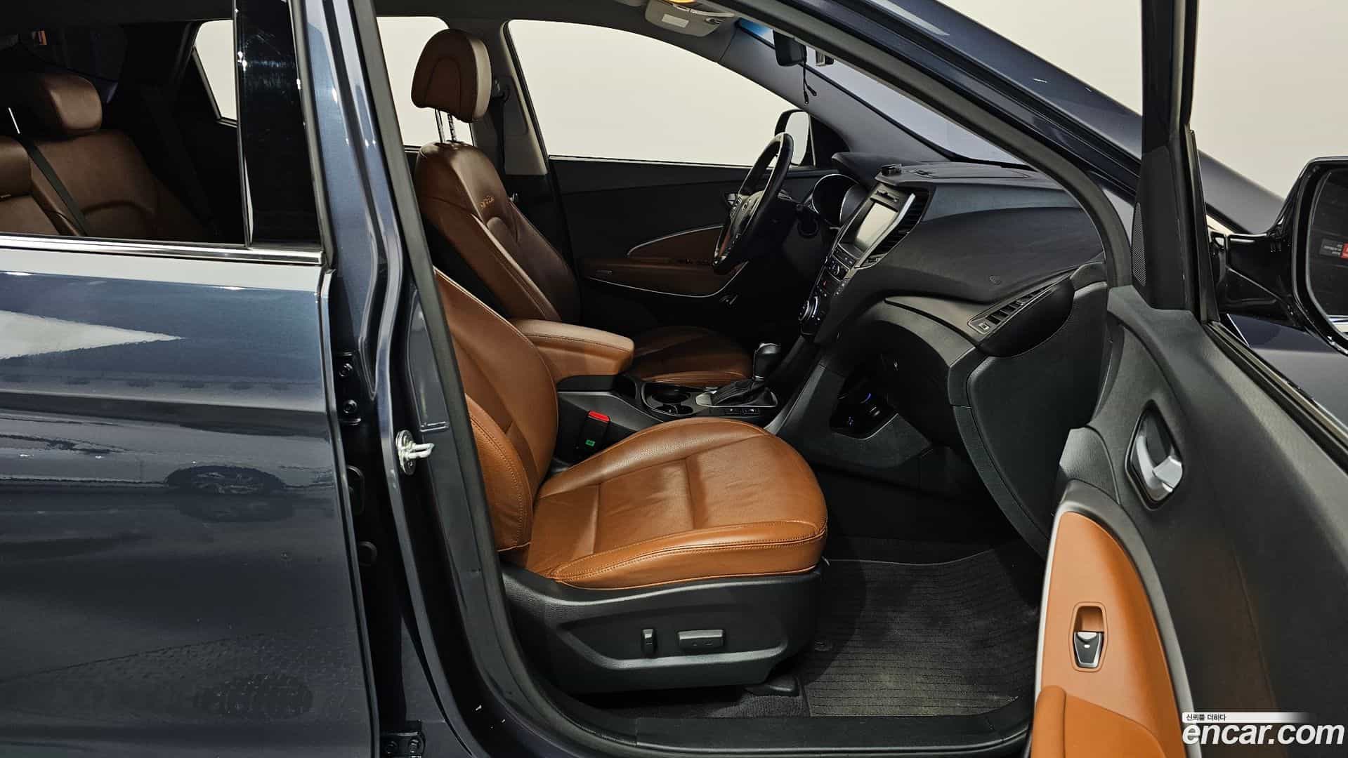 Santafe Hyundai 2015.9-INNER-036