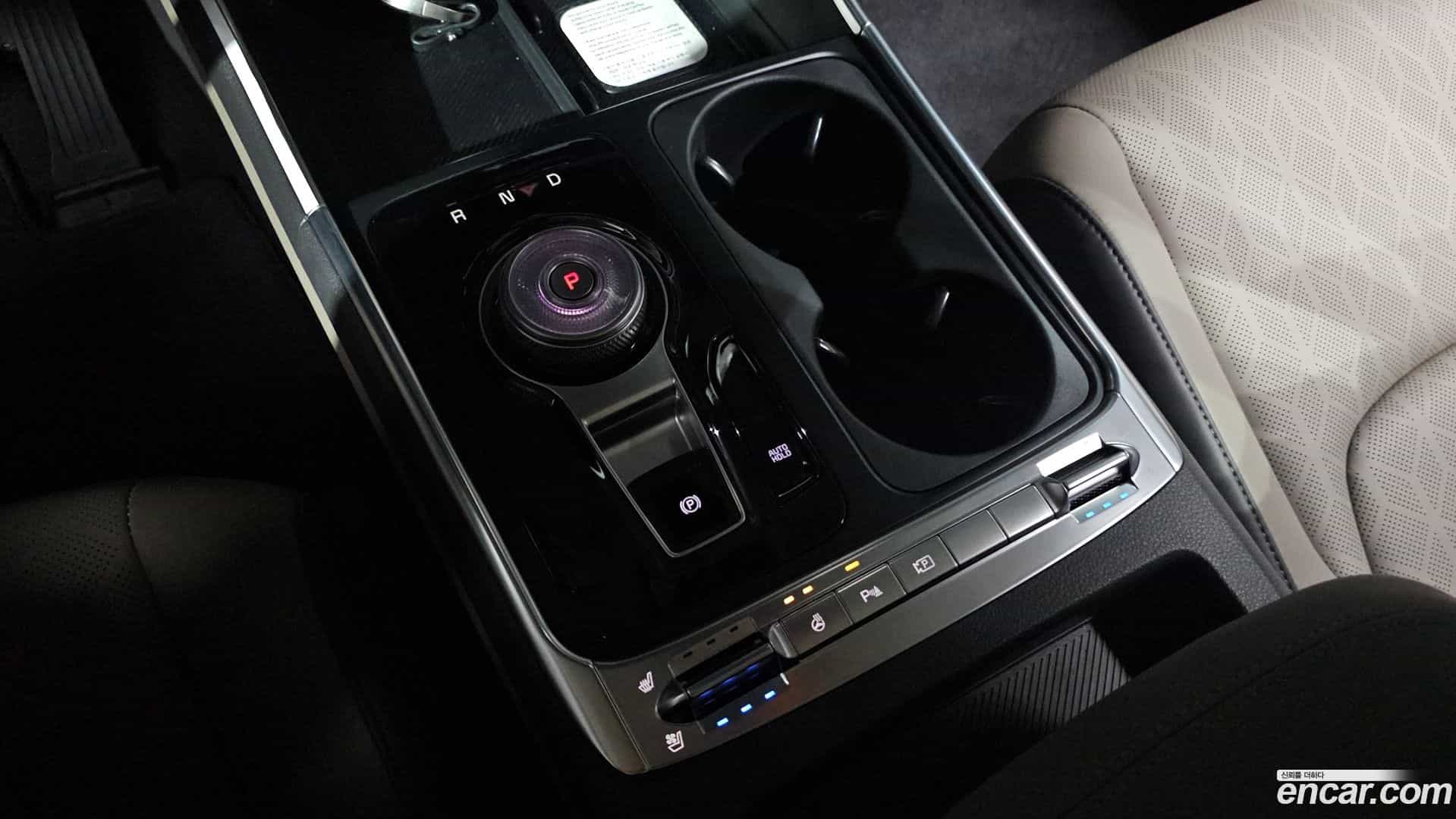 Canival Kia 2025.10-INNER-009
