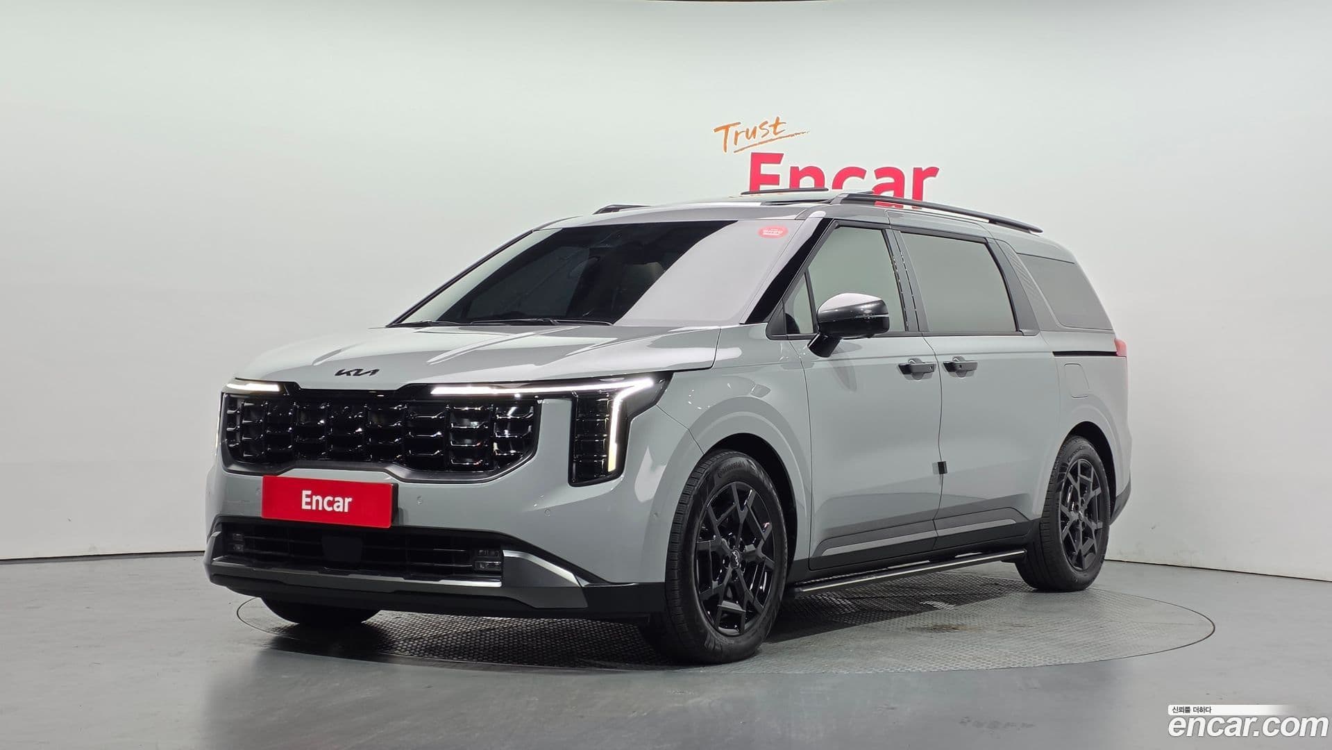 Main__Slider__Photo:Canival Kia 2024.2-0
