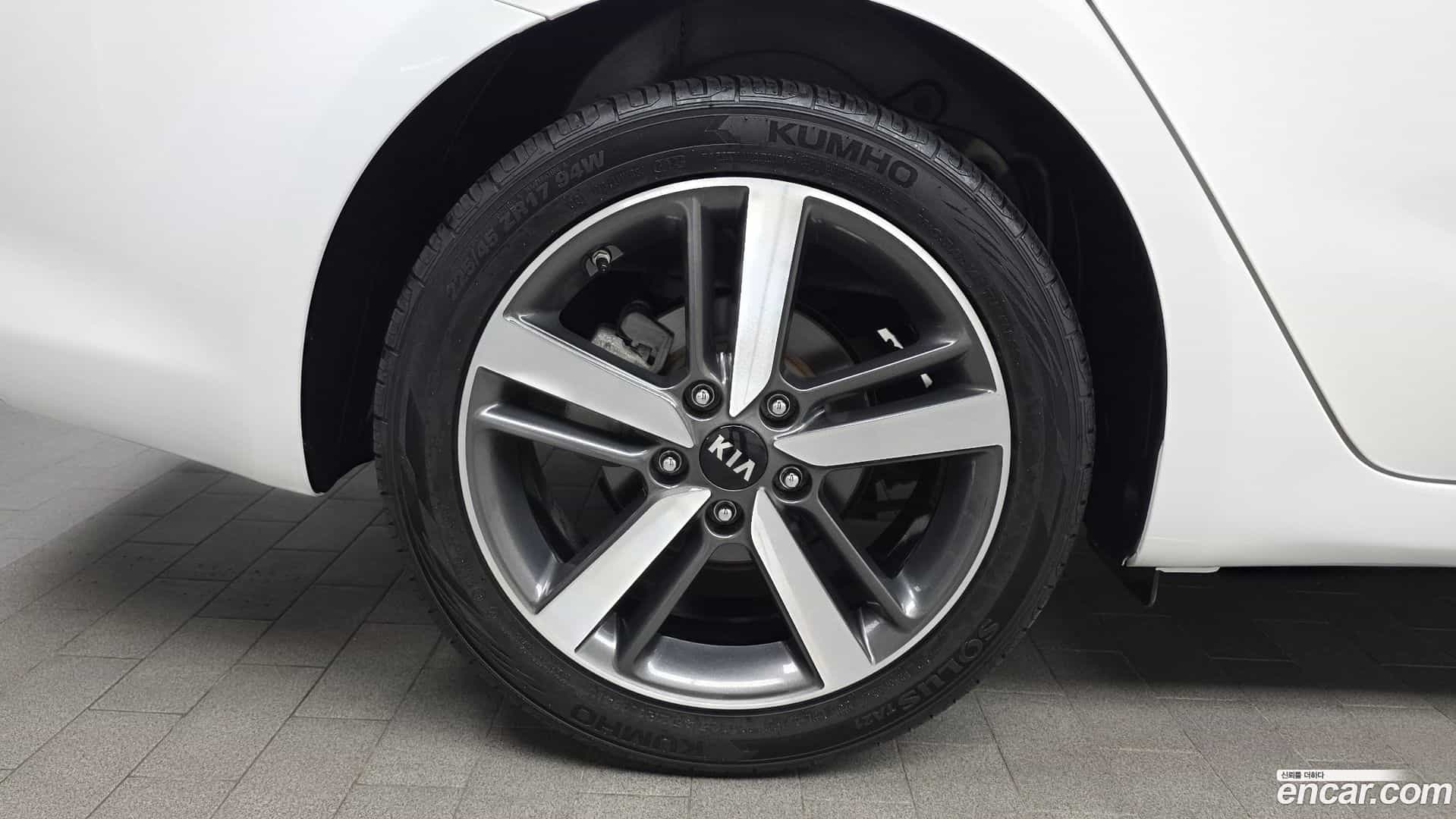 K3 Kia 2017.0-OUTER-005