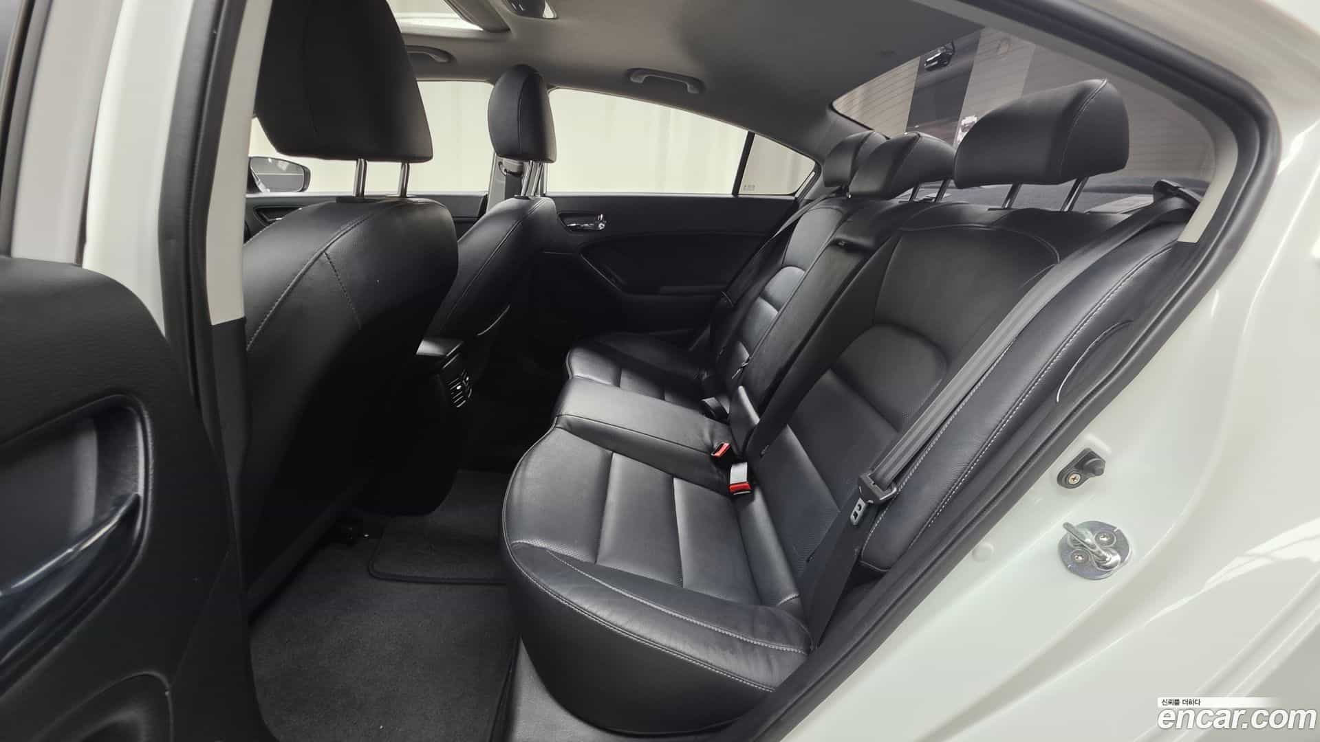 K3 Kia 2017.0-OPTION-016