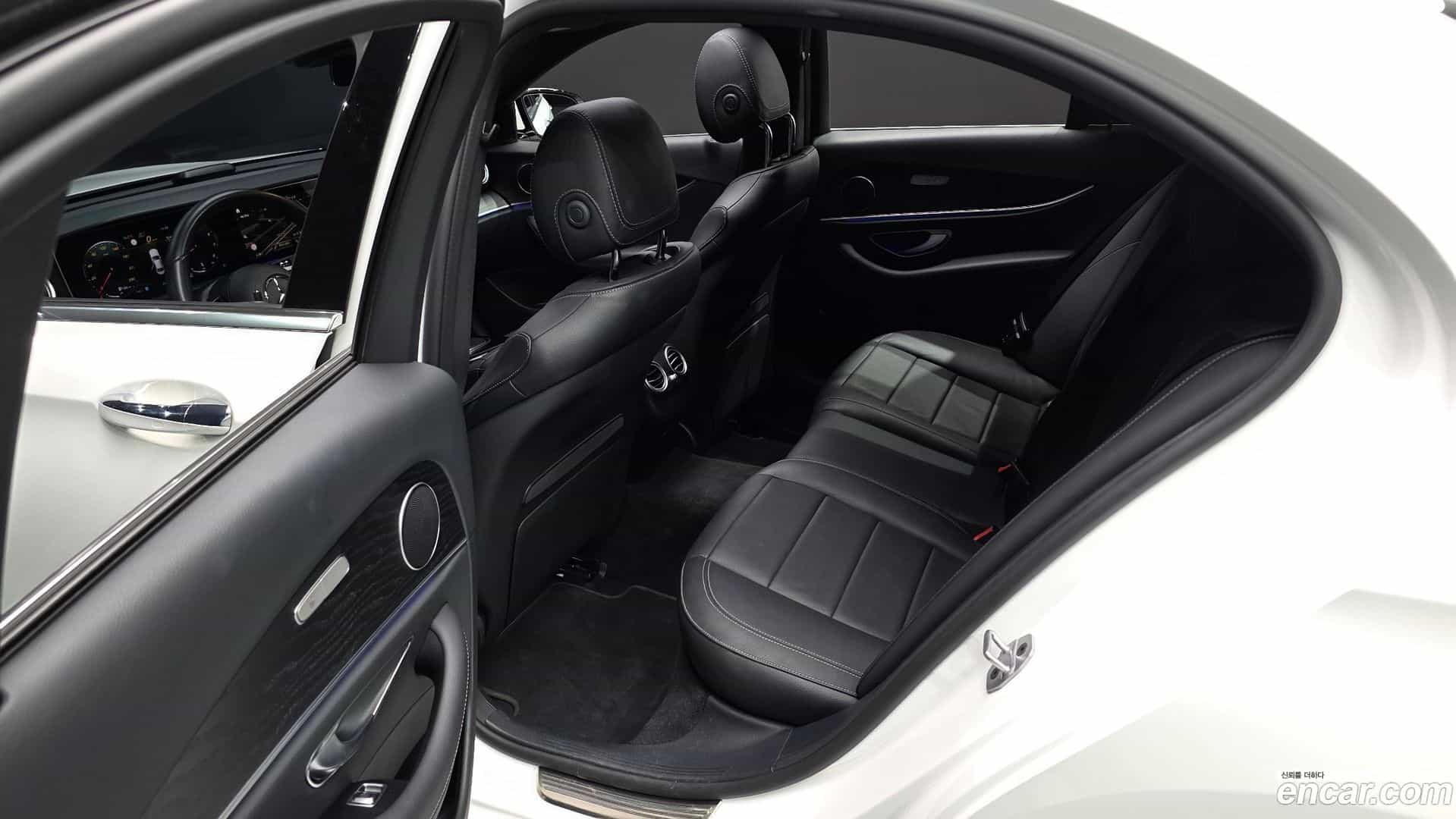 E-Class Mercedes-Benz 2023.7-OPTION-016