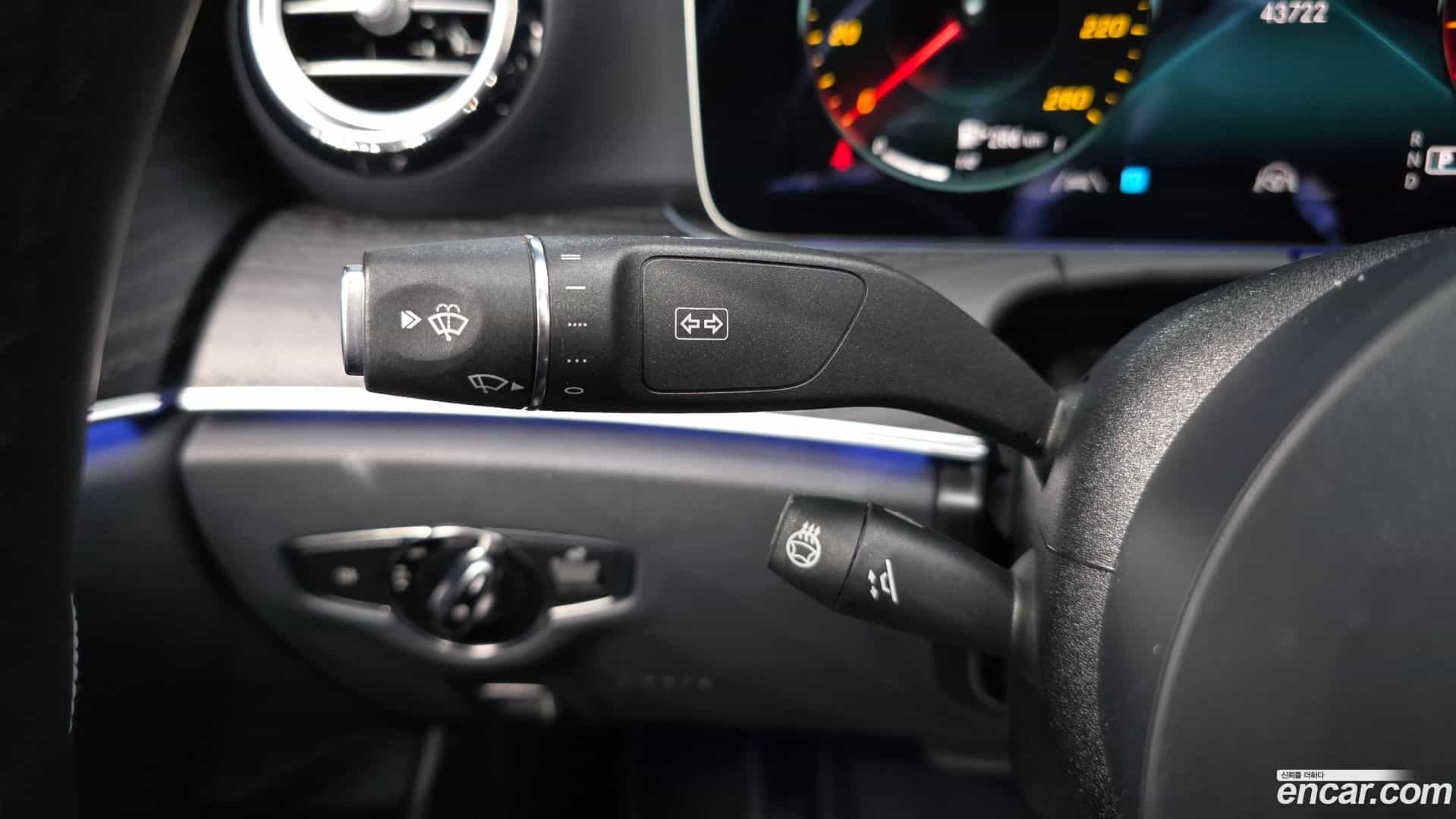 E-Class Mercedes-Benz 2023.7-OPTION-023