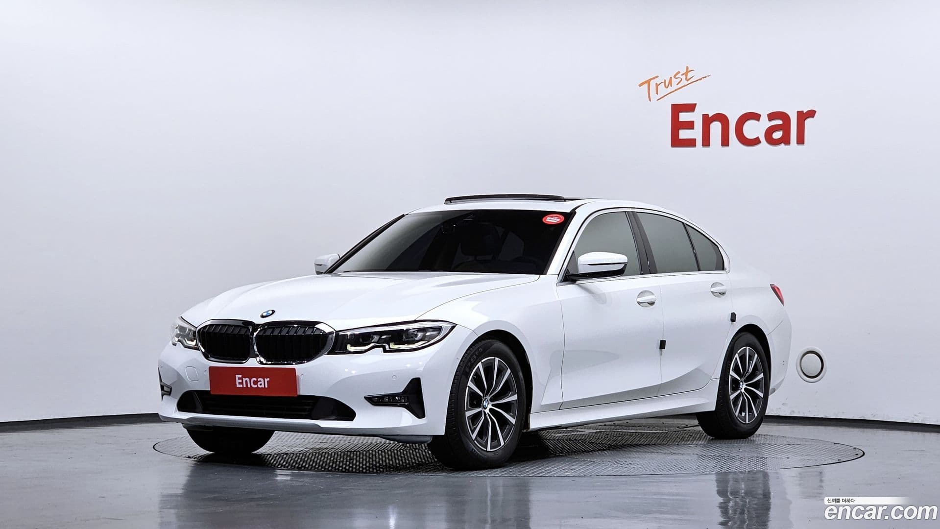 Main__Slider__Photo:3-Series BMW 2019.11-0