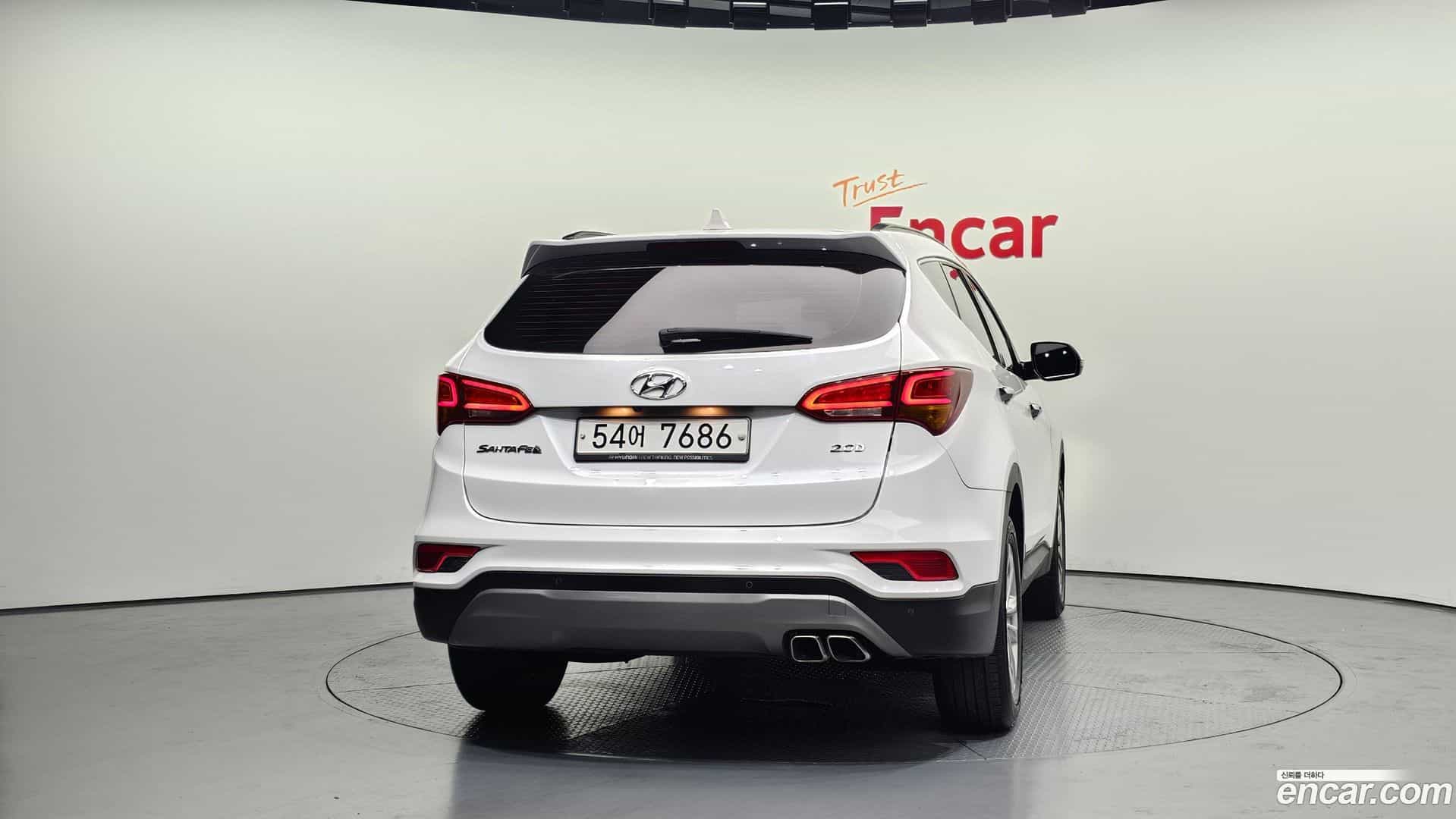 Santafe Hyundai 2017.4-OUTER-004
