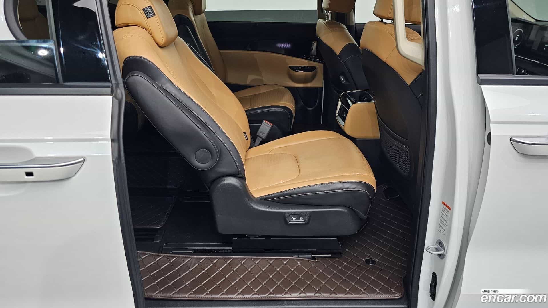 Canival Kia 2022.4-OPTION-015