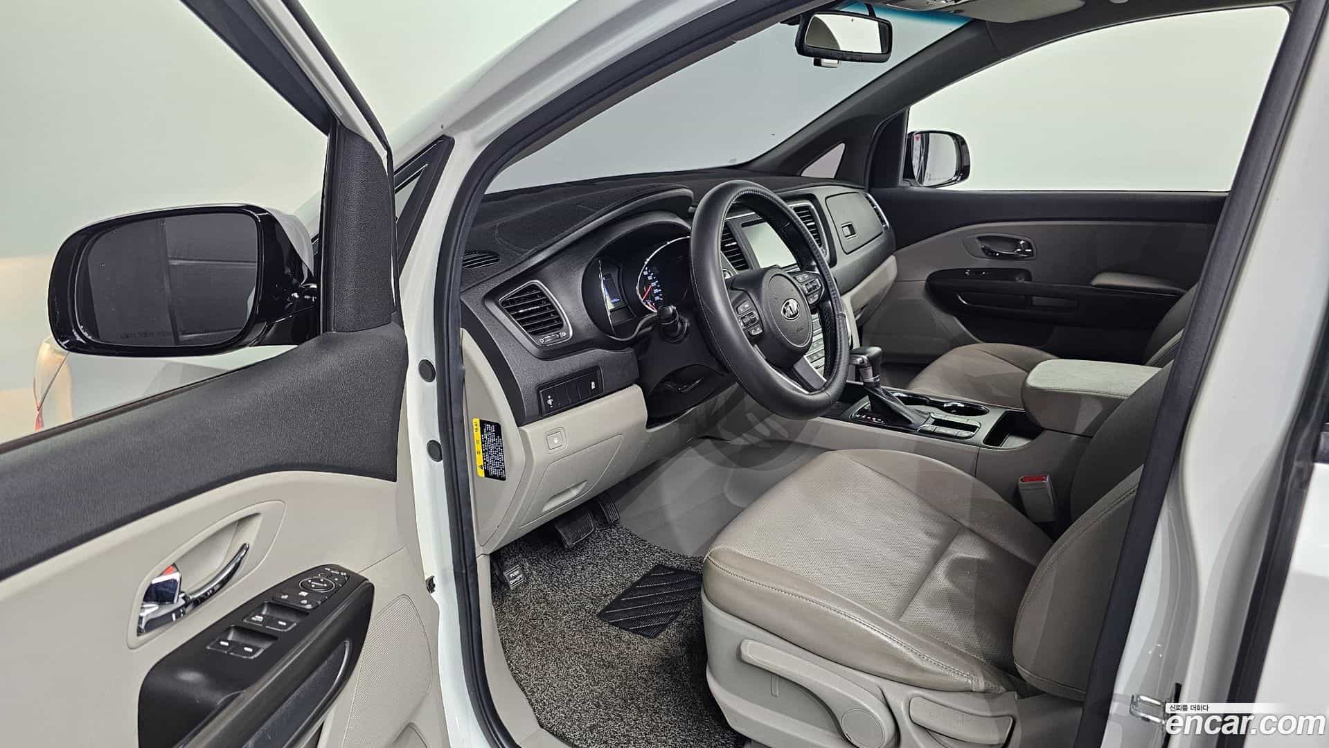 Canival Kia 2019.5-INNER-010