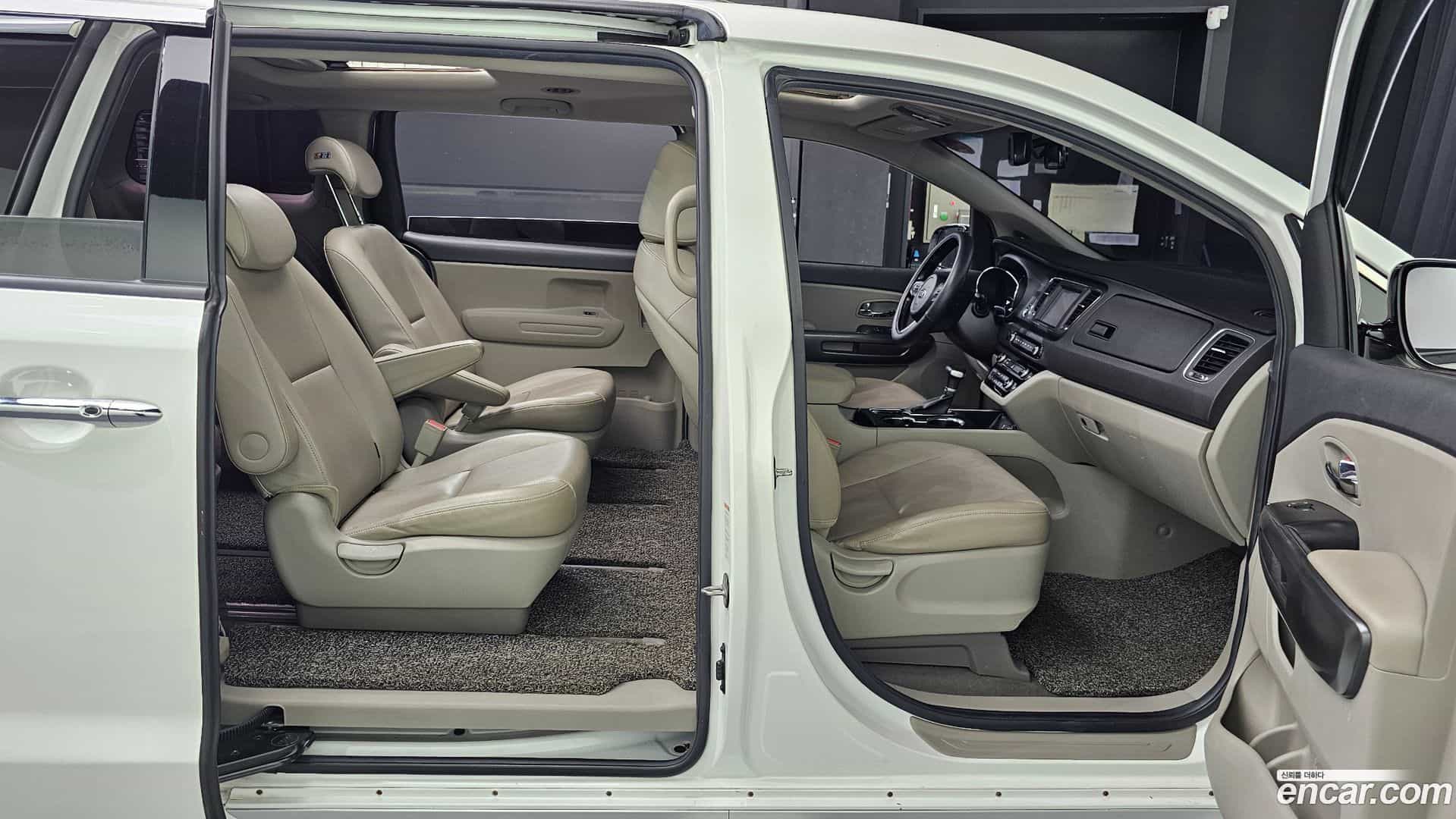 Canival Kia 2019.5-OPTION-015