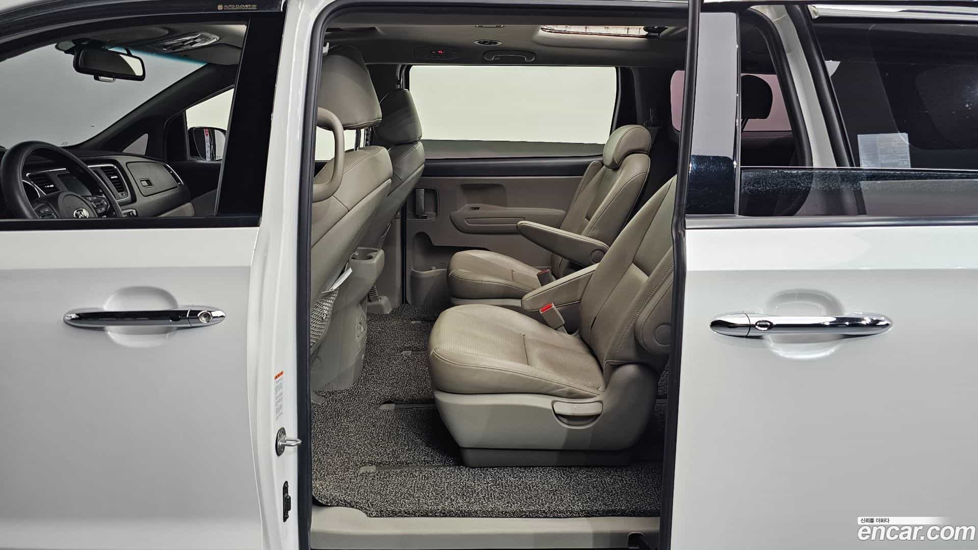 Canival Kia 2019.5-INNER-036