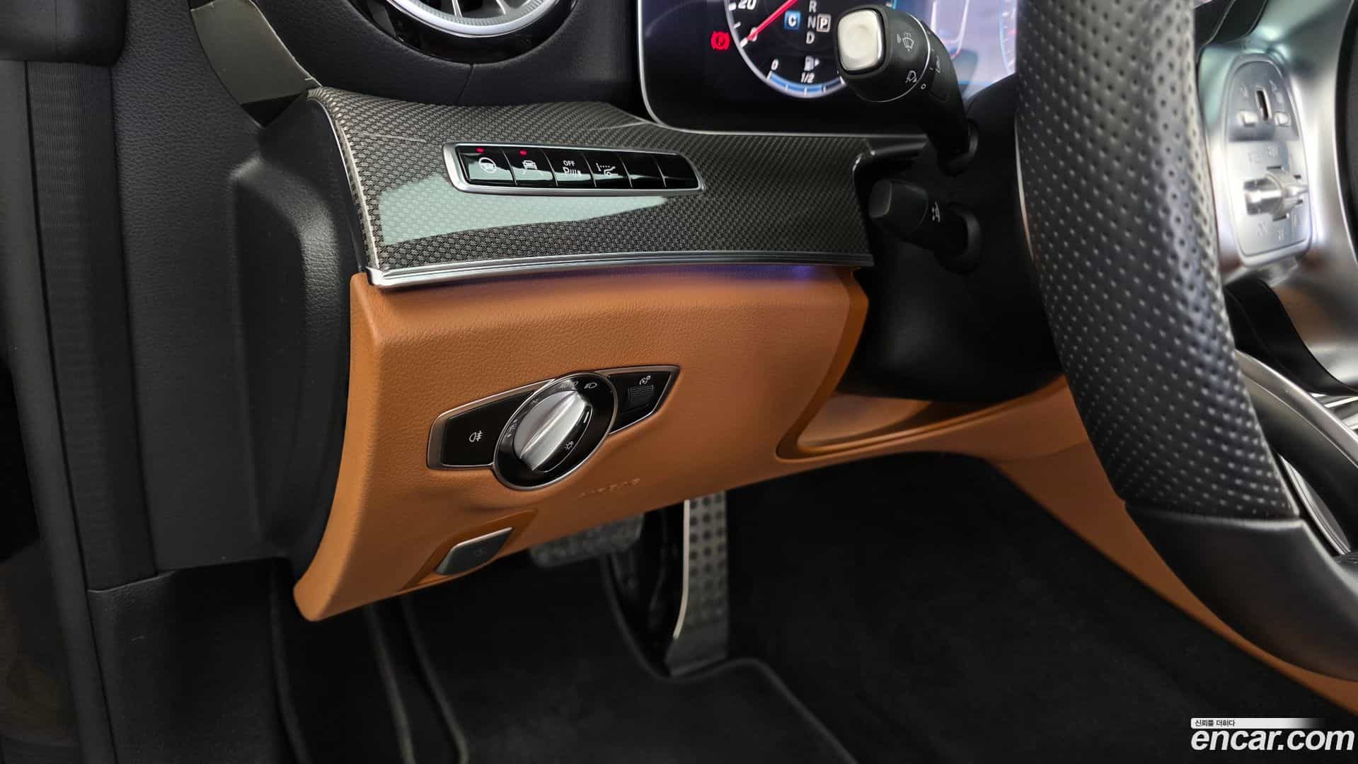 E-Class Mercedes-Benz 2020.5-OPTION-021