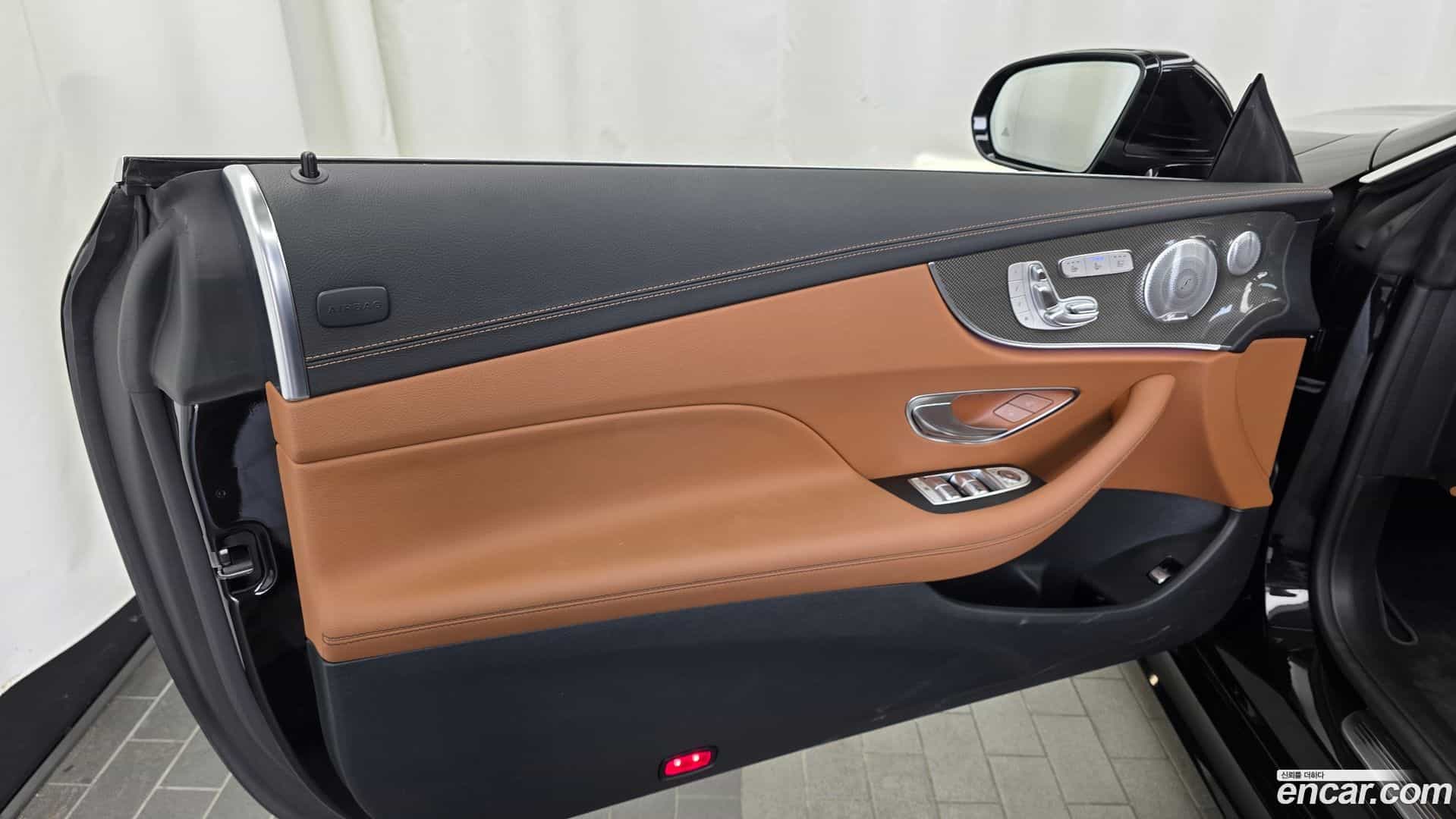 E-Class Mercedes-Benz 2020.5-INNER-034