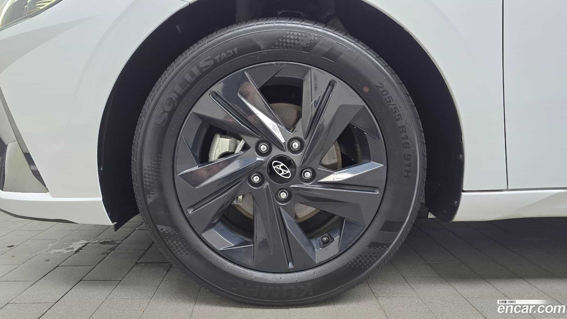AVANTE Hyundai 2023.0-OUTER-005