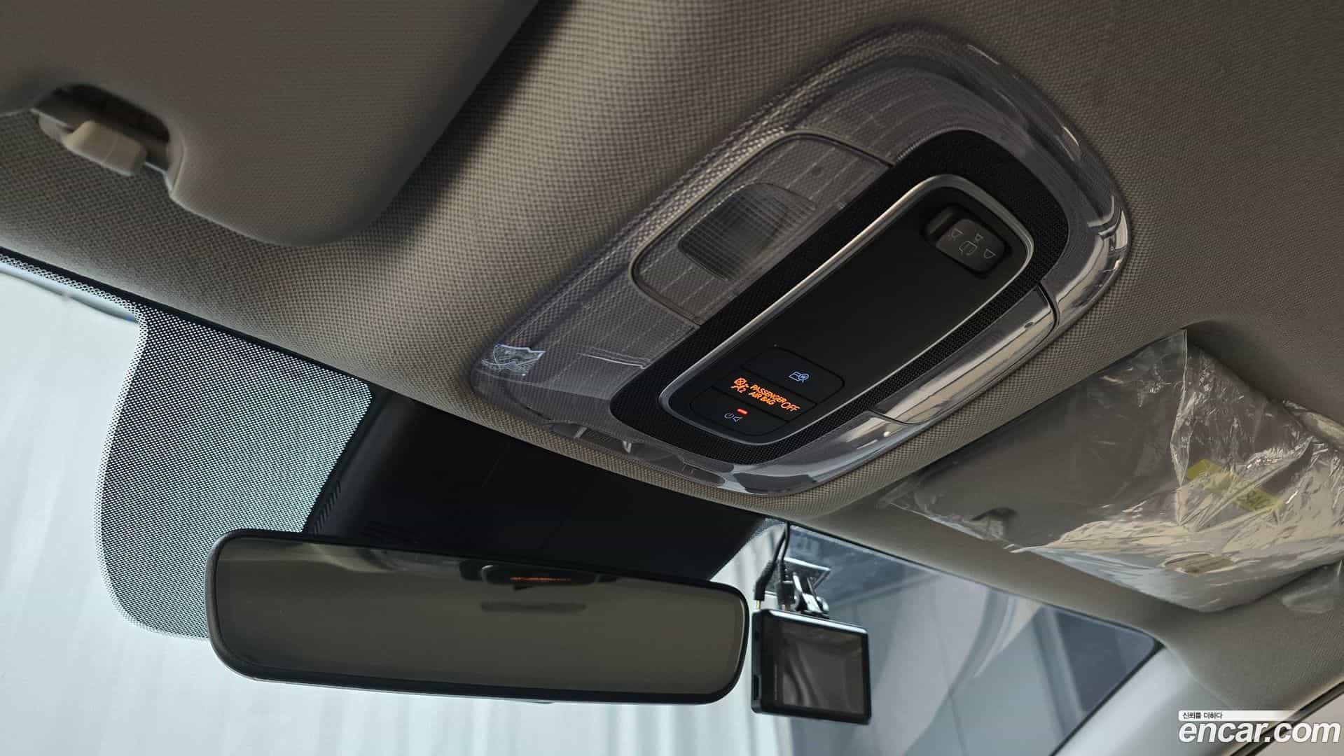 AVANTE Hyundai 2023.0-OPTION-024