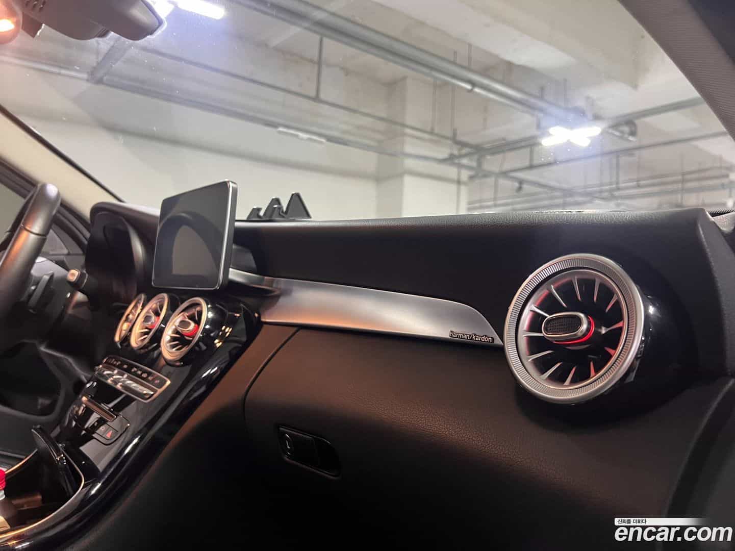 C-Class Mercedes-Benz 2016.5-INNER-009