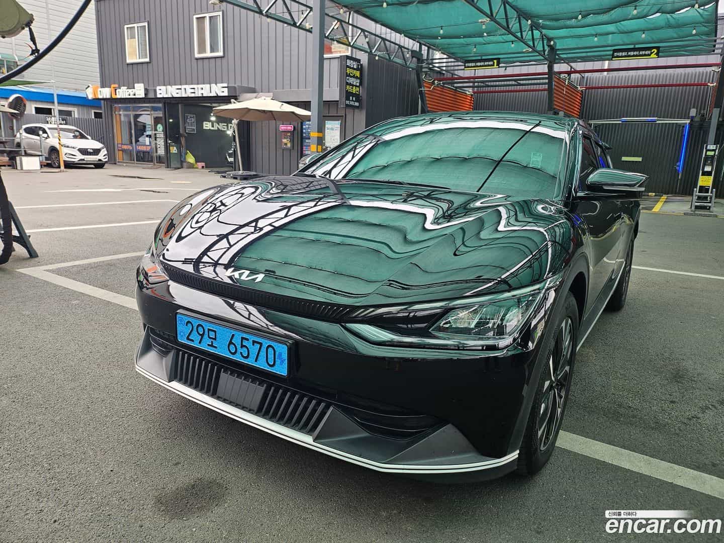 EV6 Kia 2021.10-OUTER-001