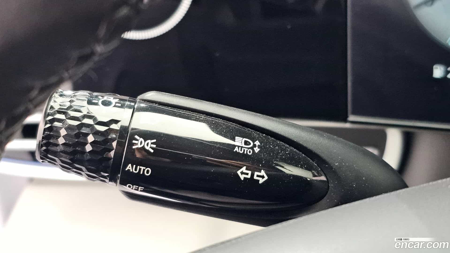 AVANTE Hyundai 2021.4-OPTION-044