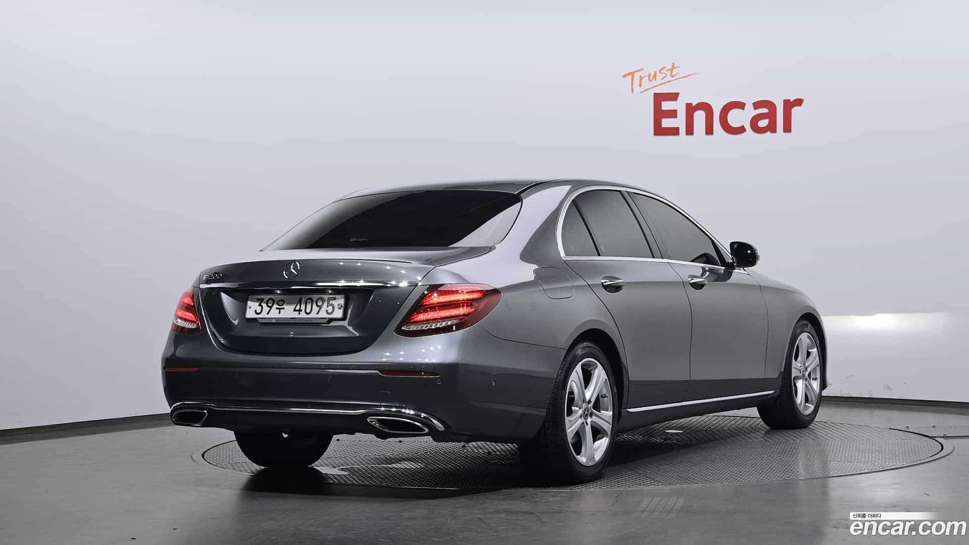 E-Class Mercedes-Benz 2018.5-OUTER-002