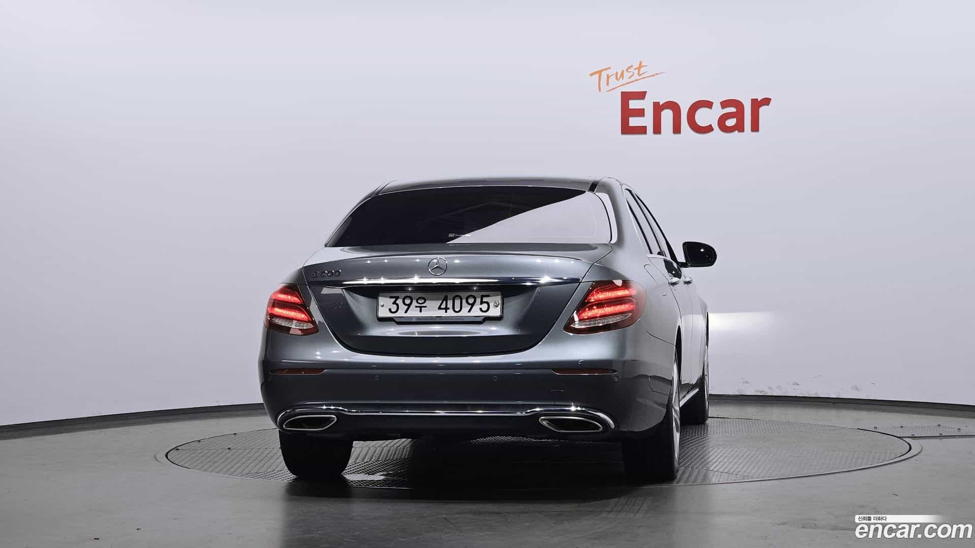 E-Class Mercedes-Benz 2018.5-OUTER-004