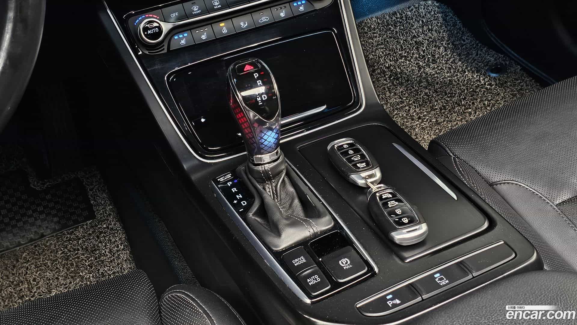 Grandeur Hyundai 2017.4-INNER-009