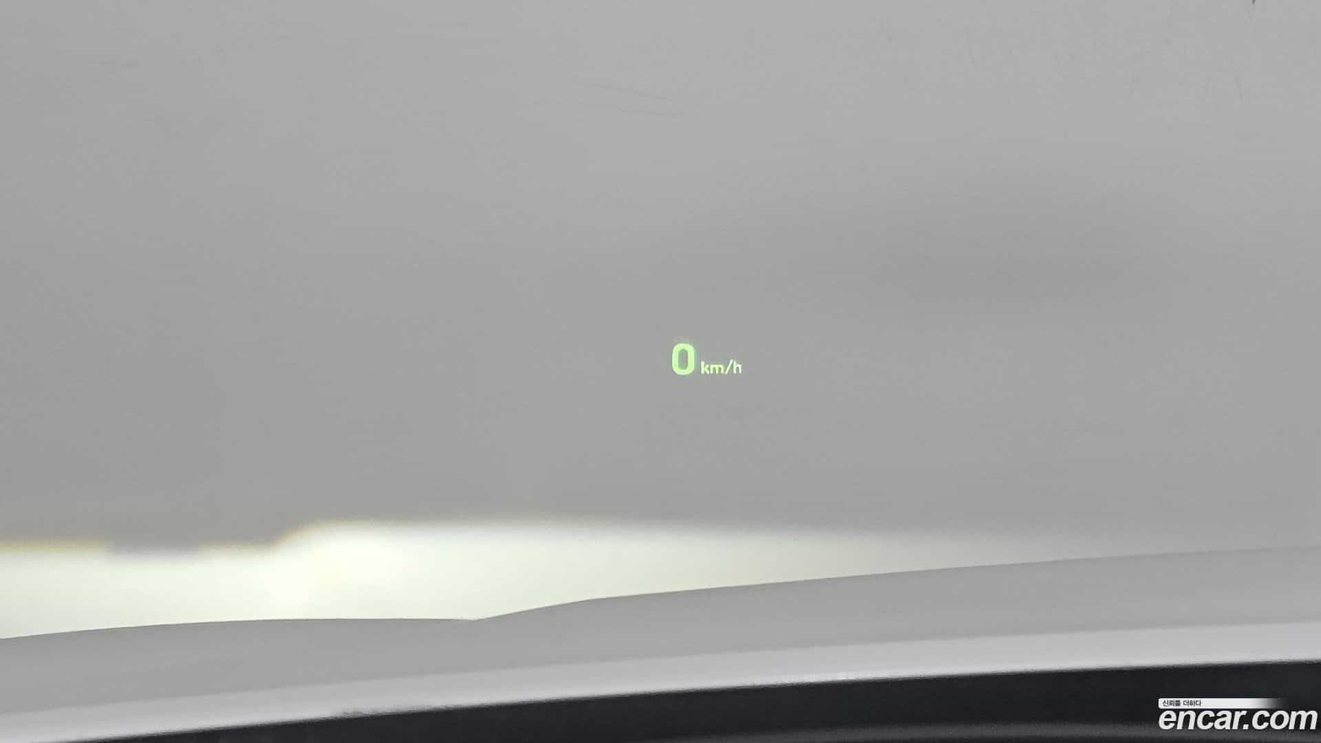 Grandeur Hyundai 2017.4-OPTION-023