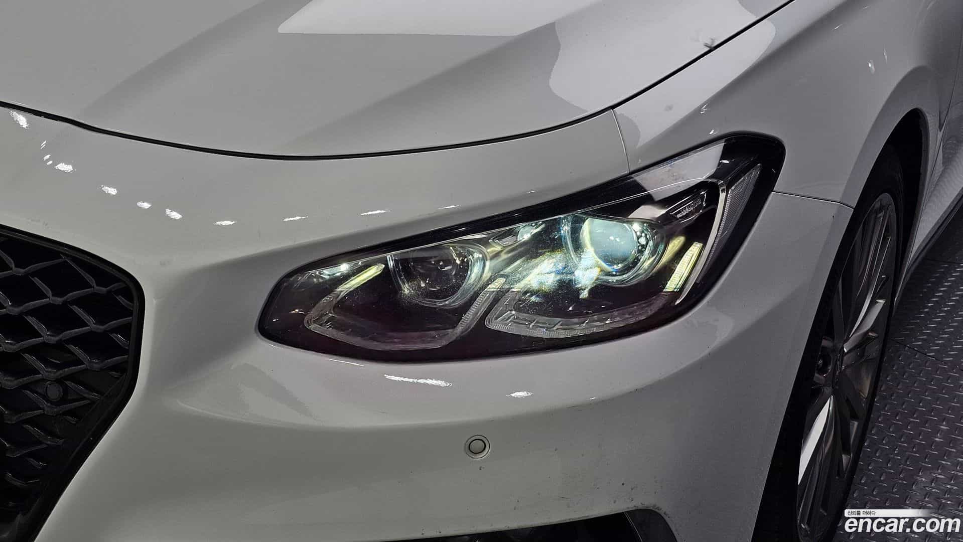 Grandeur Hyundai 2017.4-OUTER-032