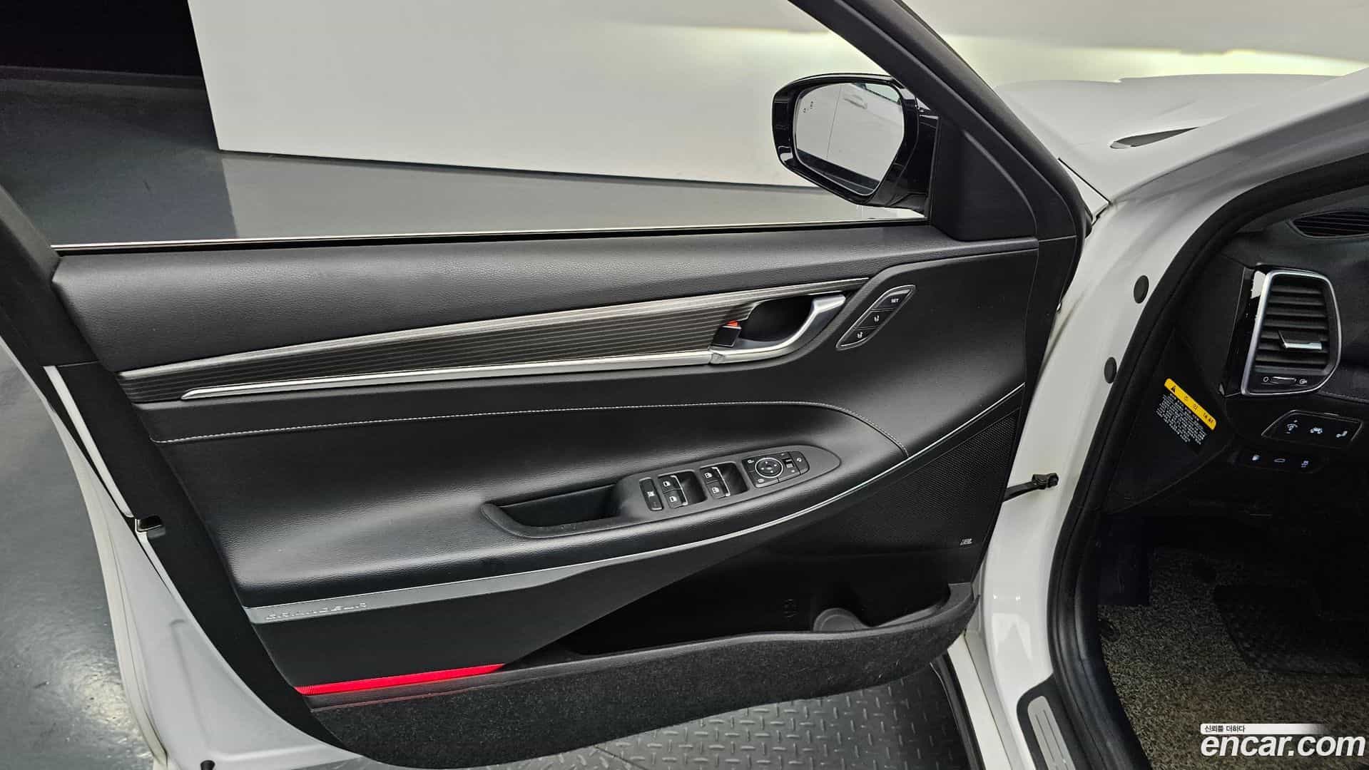 Grandeur Hyundai 2017.4-INNER-034
