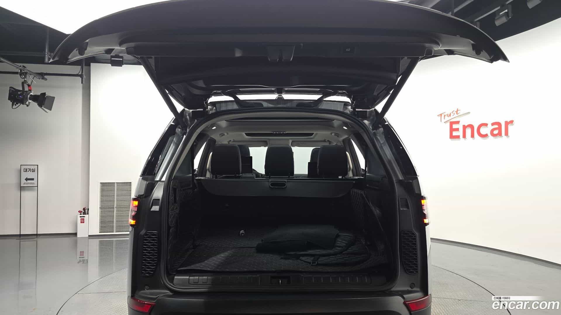 Discovery Land Rover 2018.10-OPTION-024