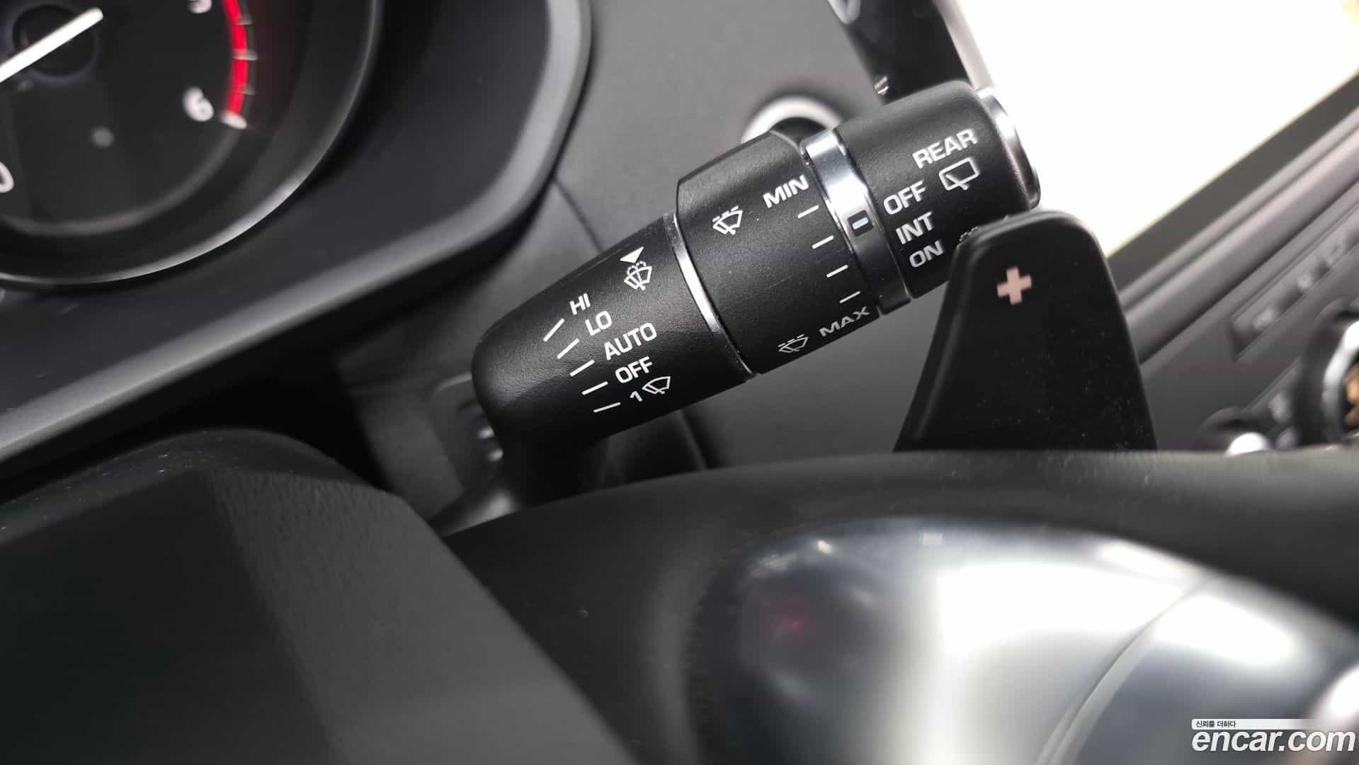 Discovery Land Rover 2018.10-OPTION-049