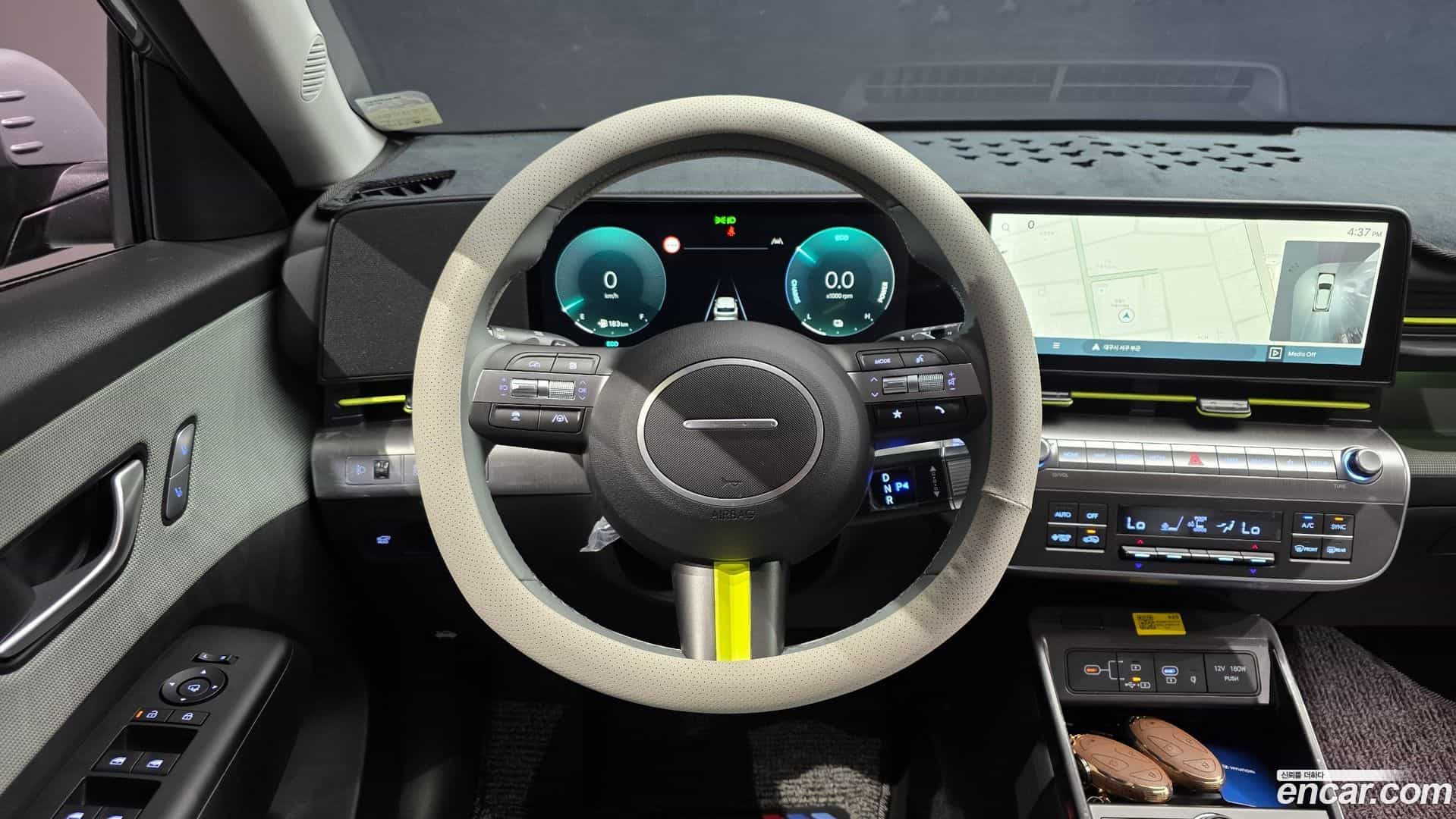 Kona Hyundai 2025.4-OPTION-017