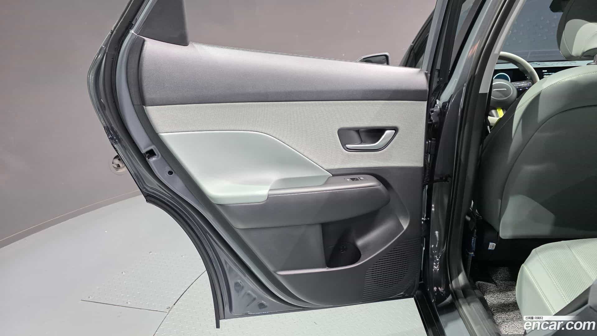 Kona Hyundai 2025.4-INNER-035