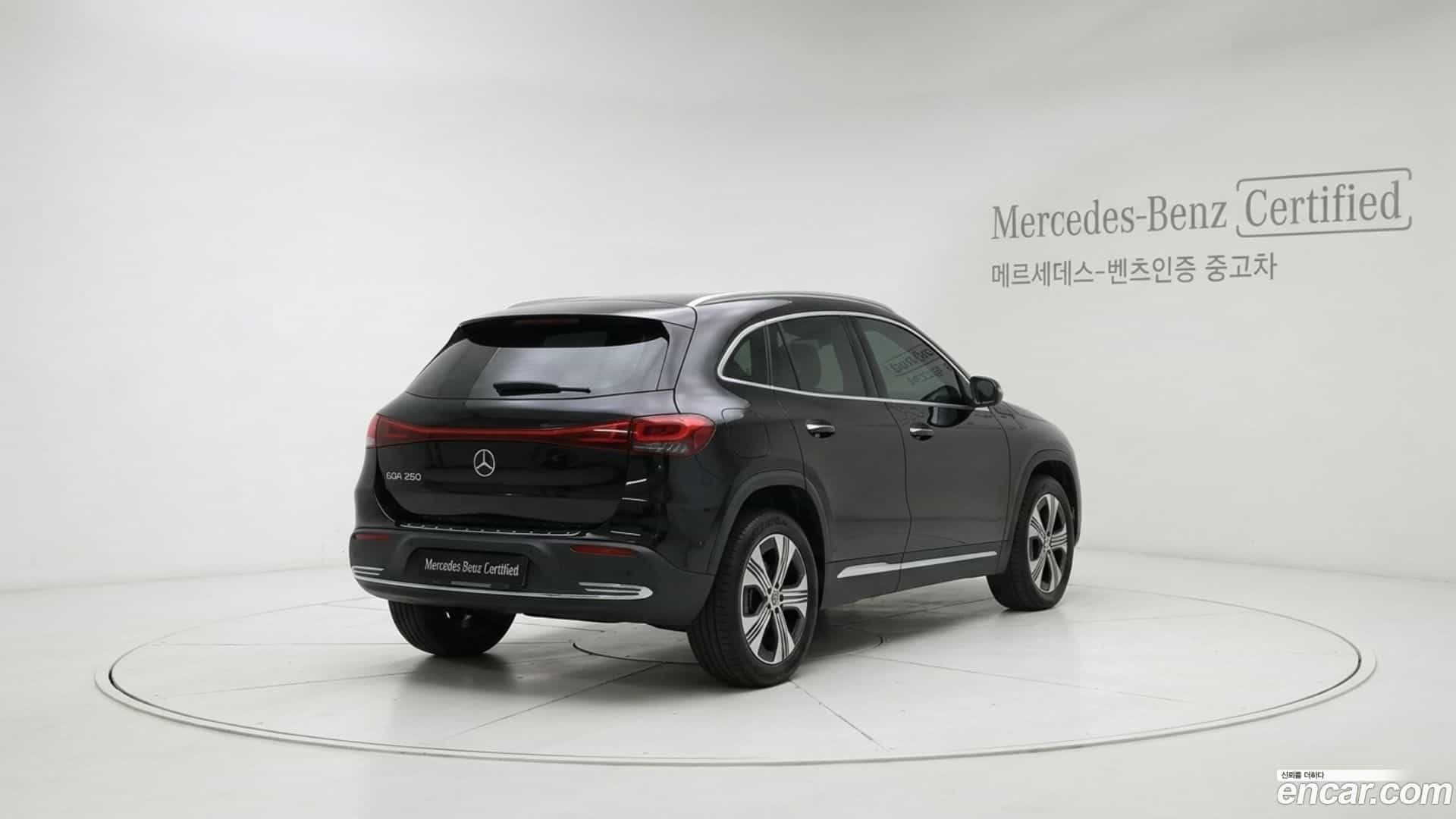 EQA Mercedes-Benz 2025.7-OUTER-002