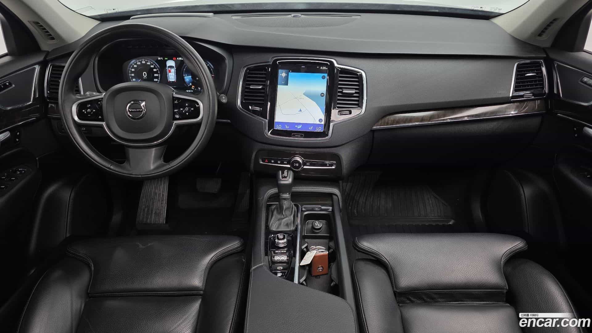 XC90 Volvo 2018.0-INNER-007