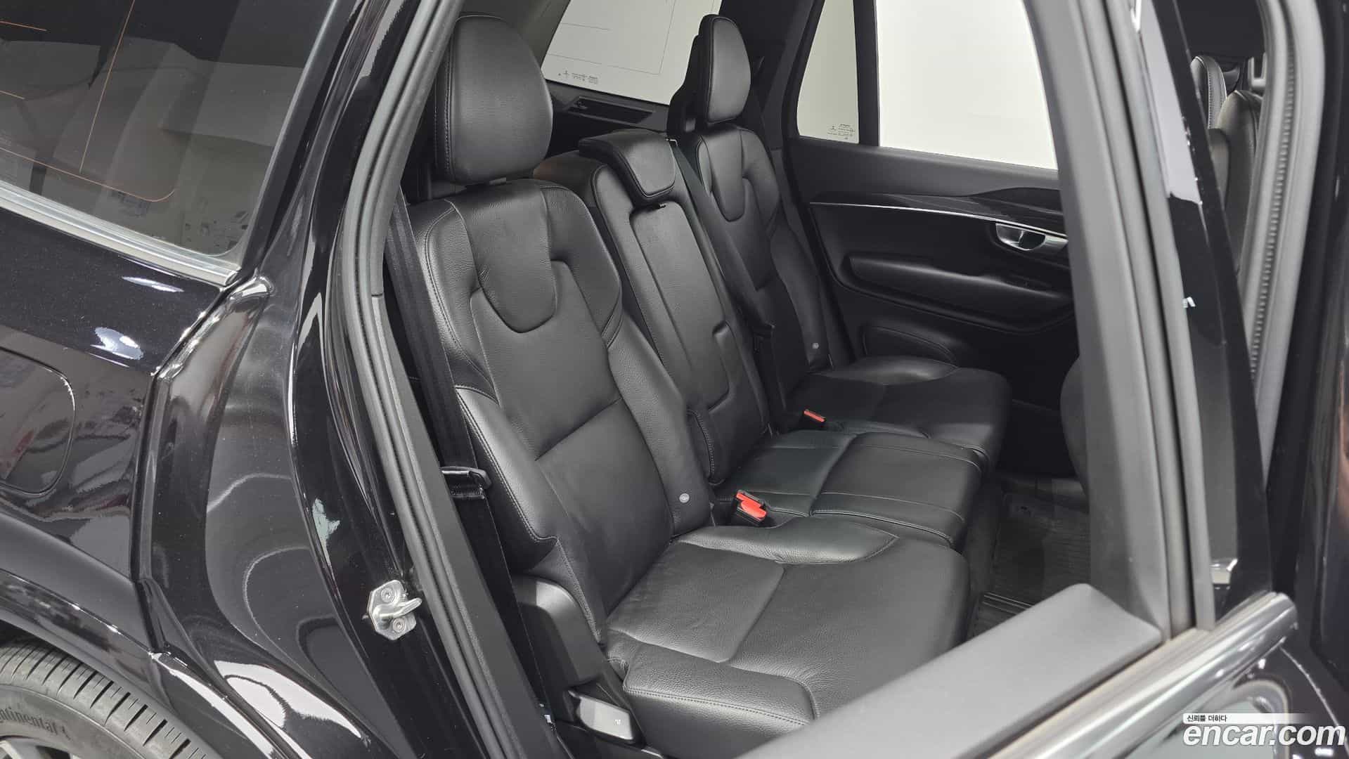 XC90 Volvo 2018.0-OPTION-015