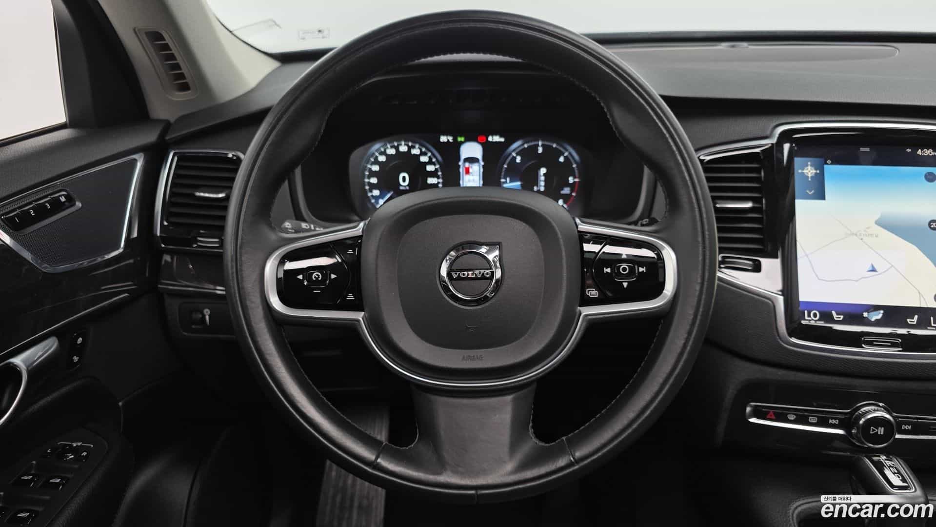 XC90 Volvo 2018.0-OPTION-019
