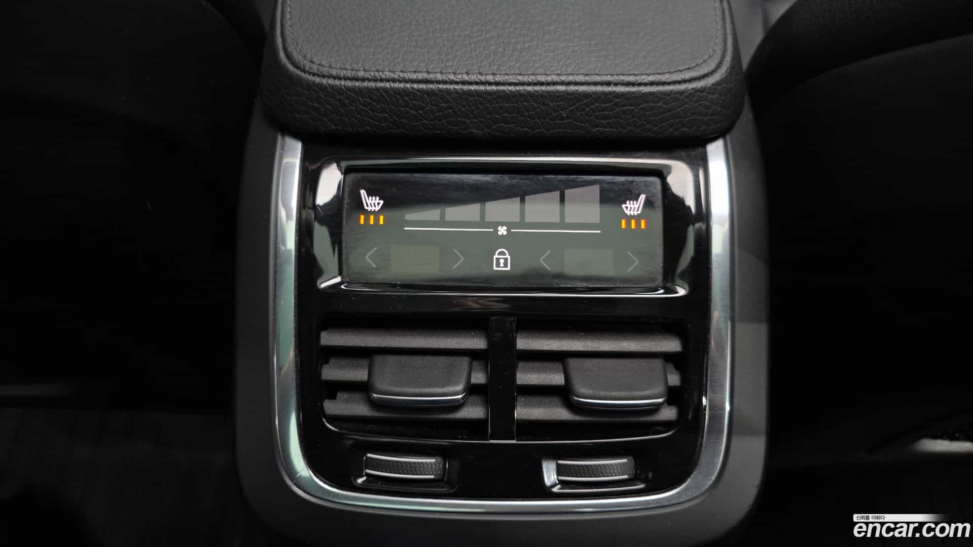 XC90 Volvo 2018.0-OPTION-023