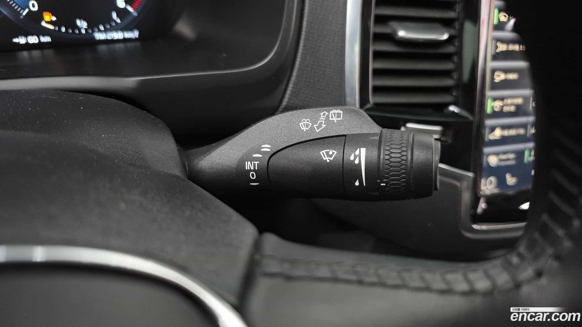 XC90 Volvo 2018.0-OPTION-042