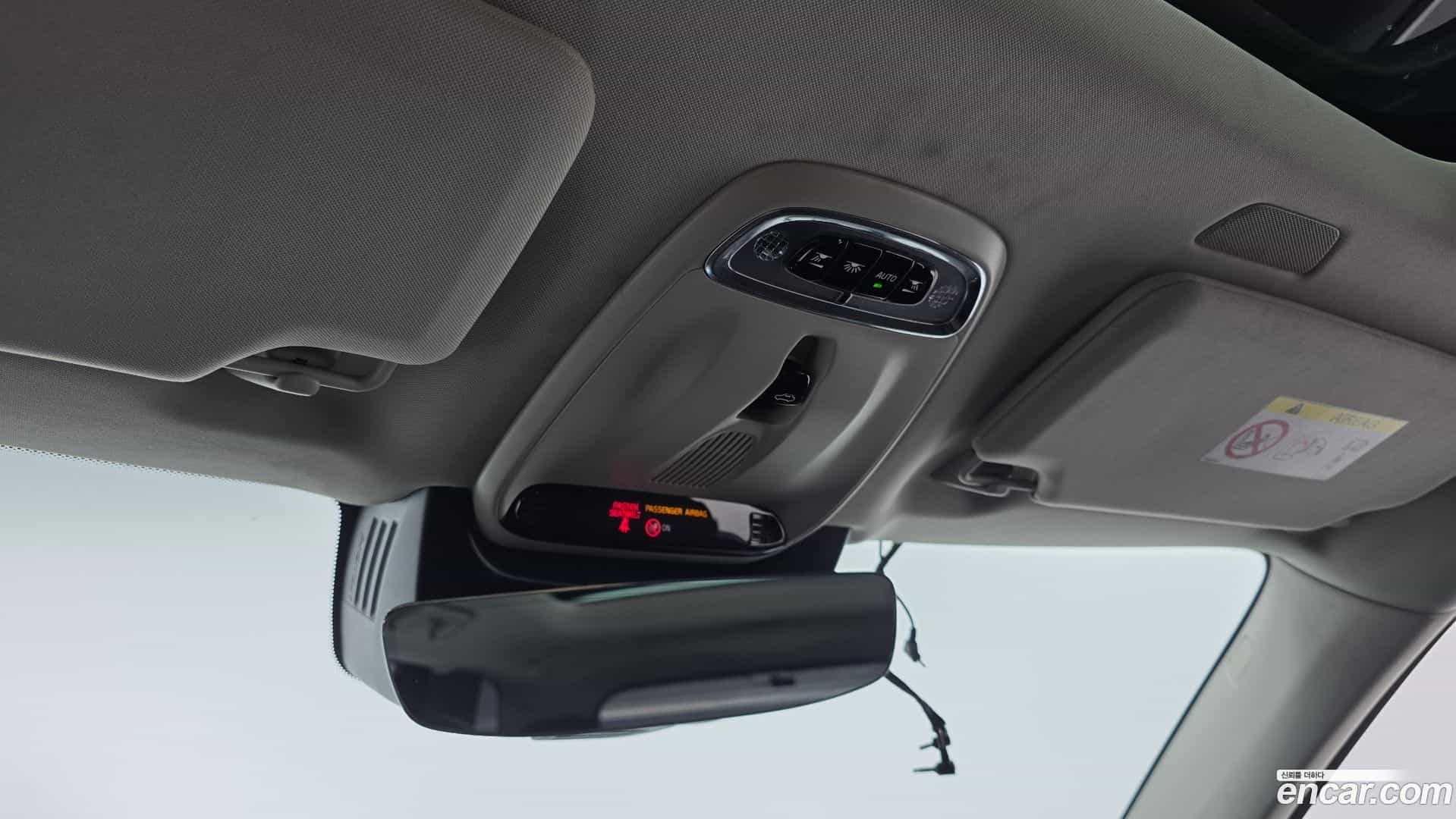 XC90 Volvo 2018.0-OPTION-043